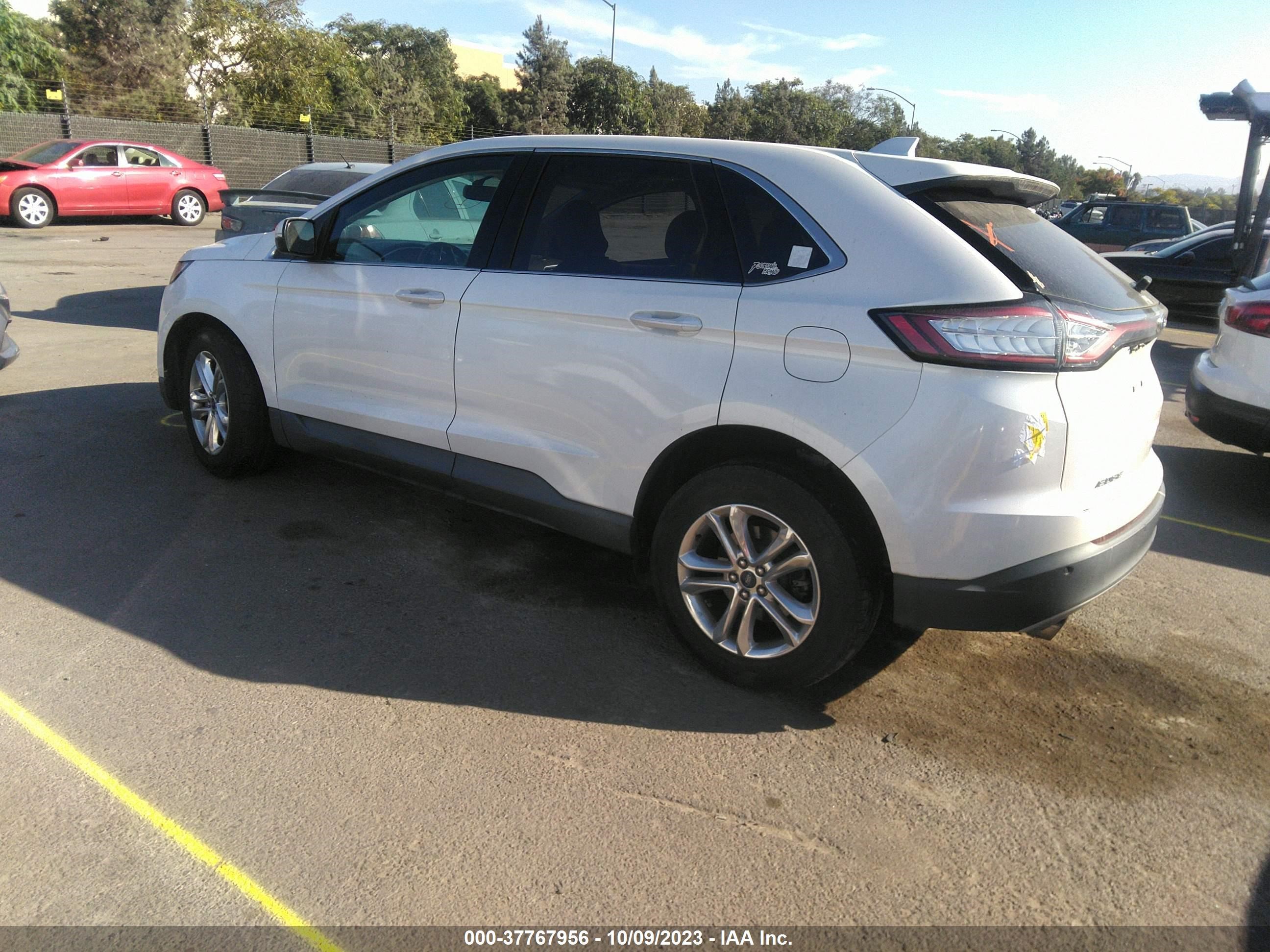 Photo 2 VIN: 2FMTK3J90FBB73834 - FORD EDGE 