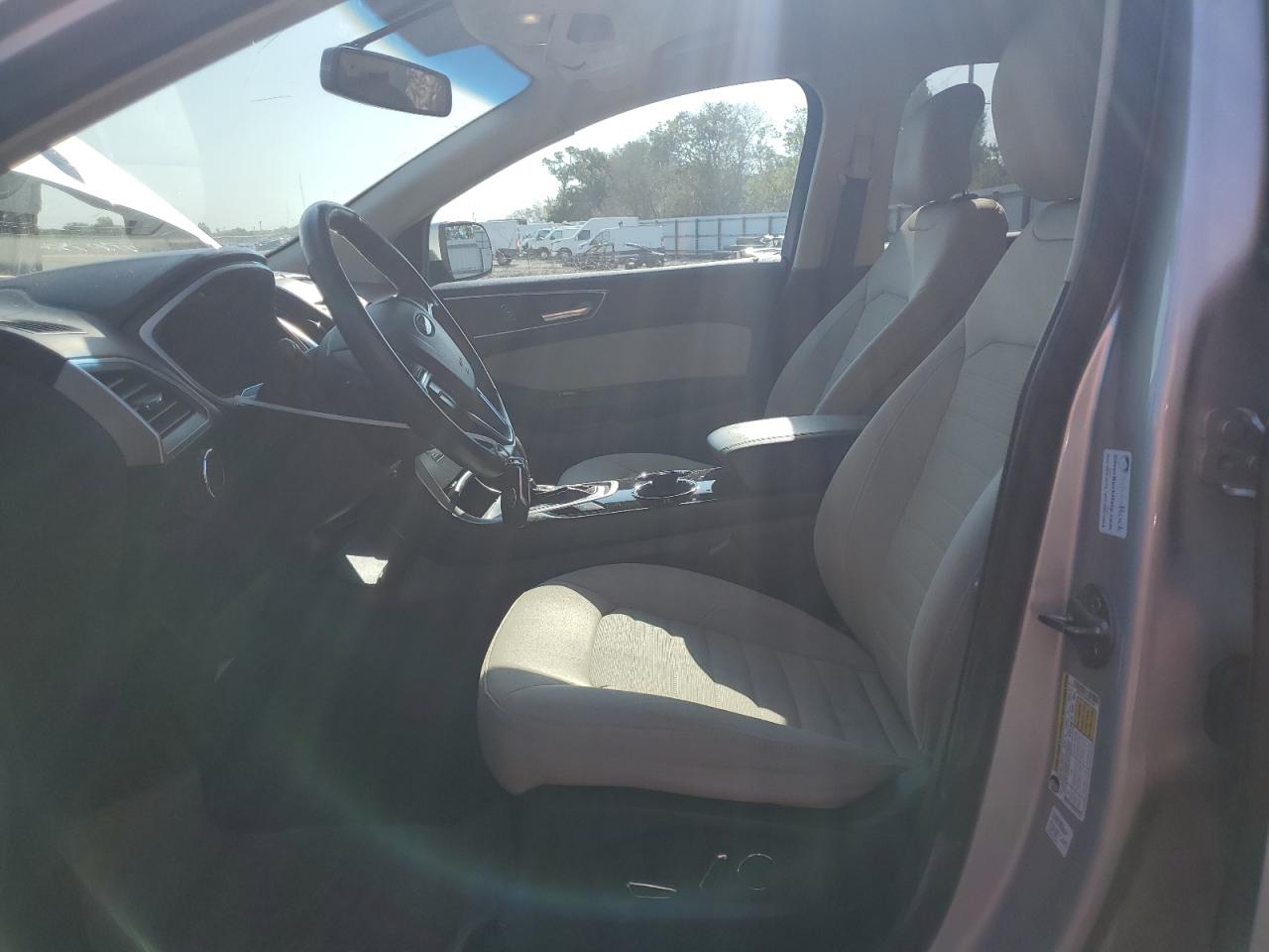 Photo 6 VIN: 2FMTK3J92FBC41261 - FORD EDGE 