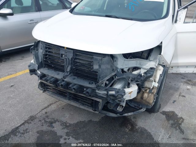 Photo 5 VIN: 2FMTK3J95FBB15945 - FORD EDGE 