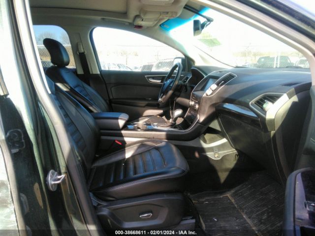 Photo 4 VIN: 2FMTK4J81FBC30975 - FORD EDGE 