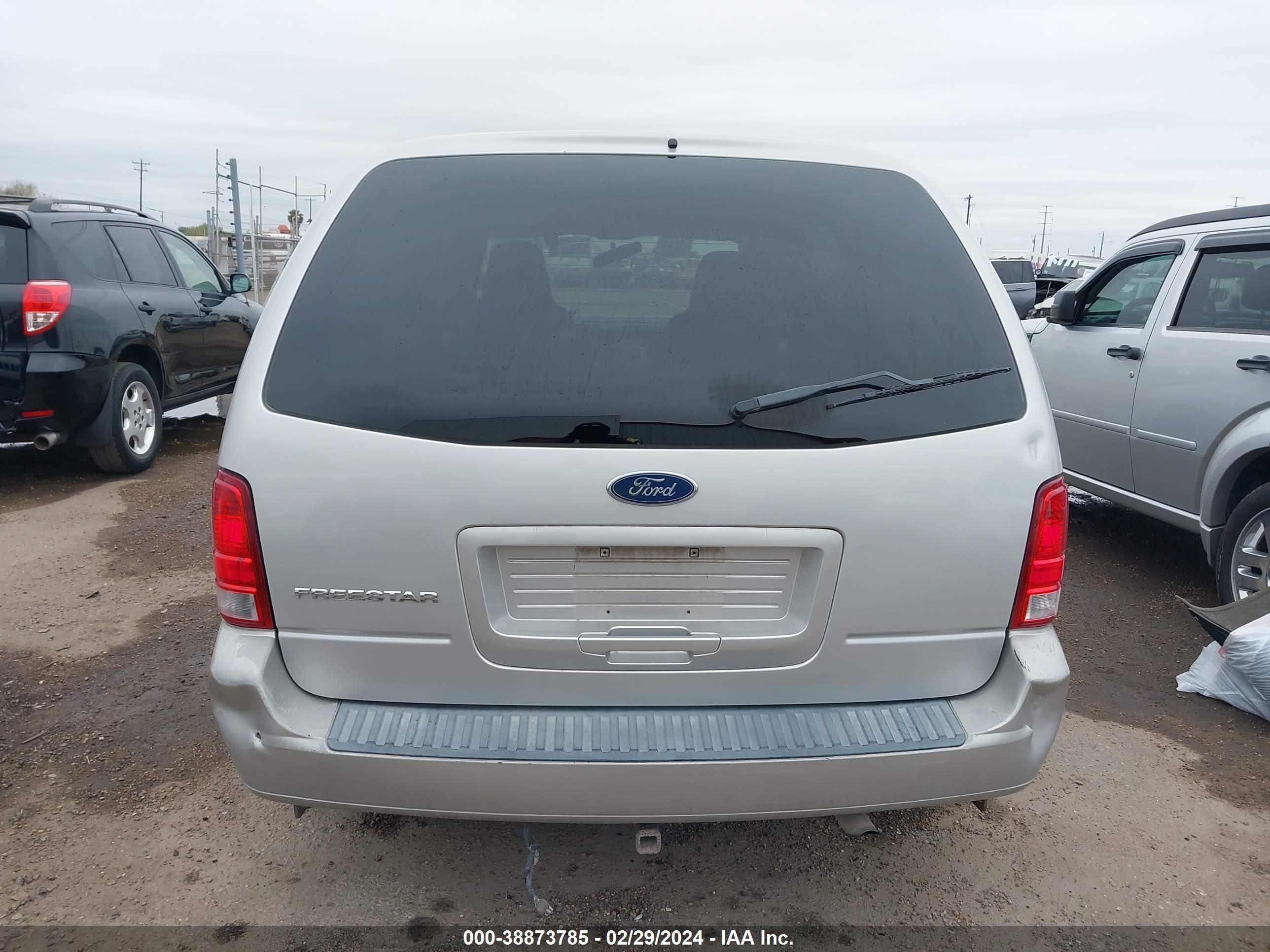 Photo 15 VIN: 2FMZA50694BA30751 - FORD FREESTAR 