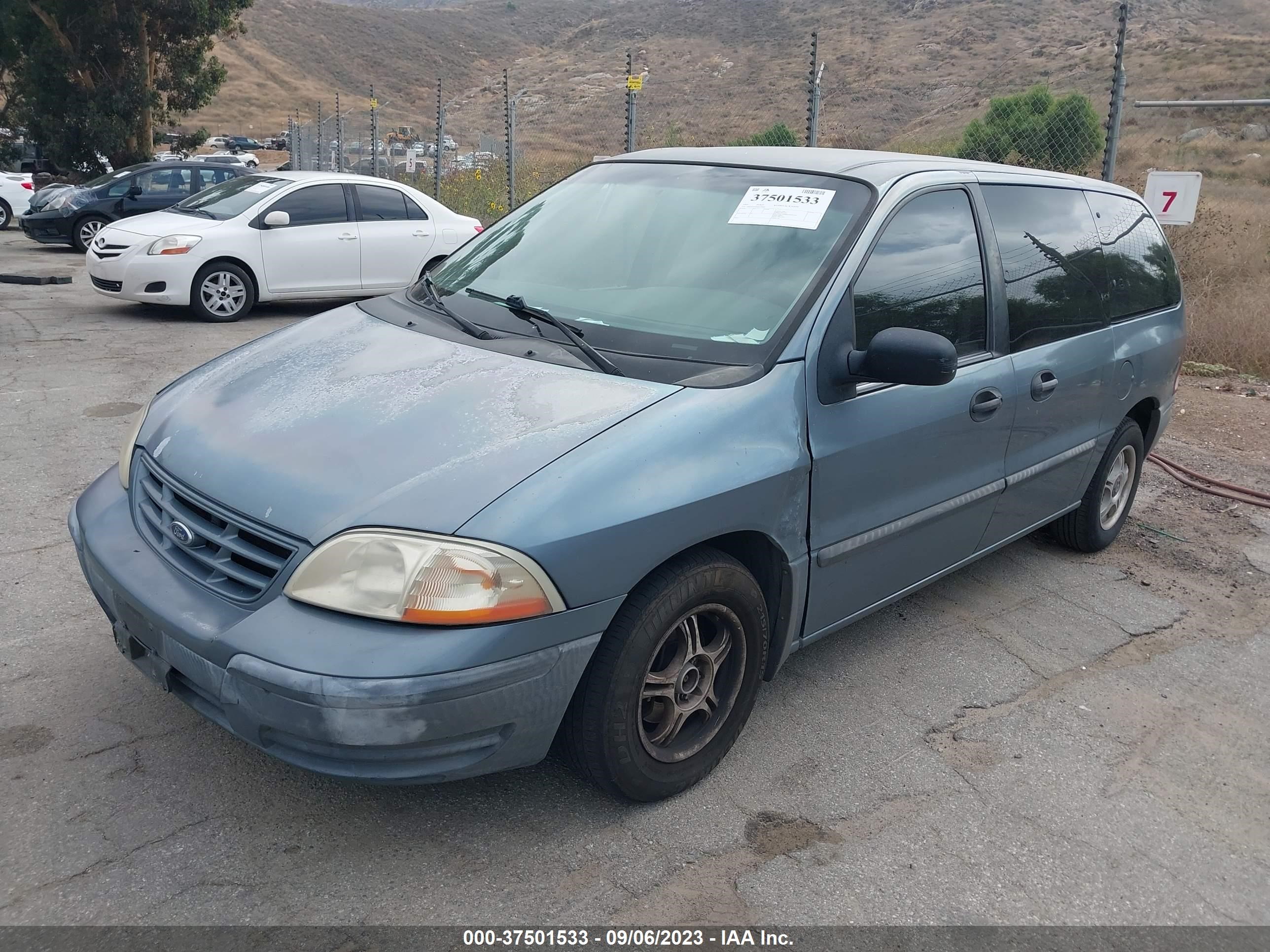 Photo 1 VIN: 2FMZA5142XBC00045 - FORD WINDSTAR 