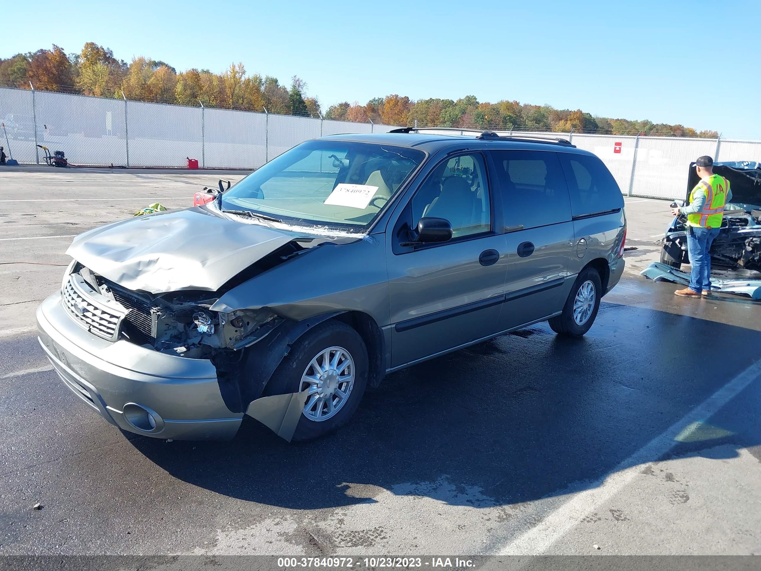 Photo 1 VIN: 2FMZA51482BA40987 - FORD WINDSTAR 