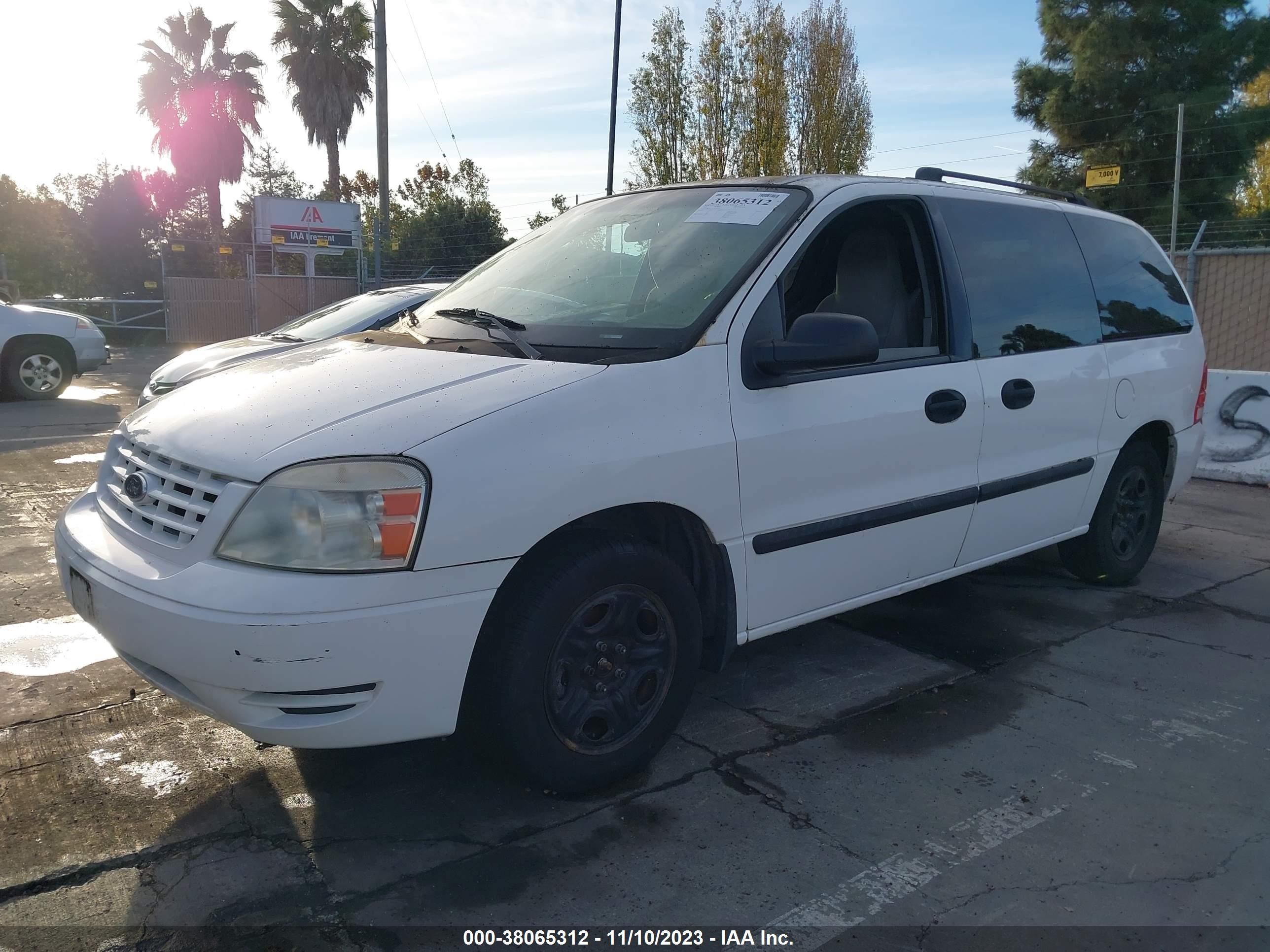 Photo 1 VIN: 2FMZA51657BA09530 - FORD FREESTAR 