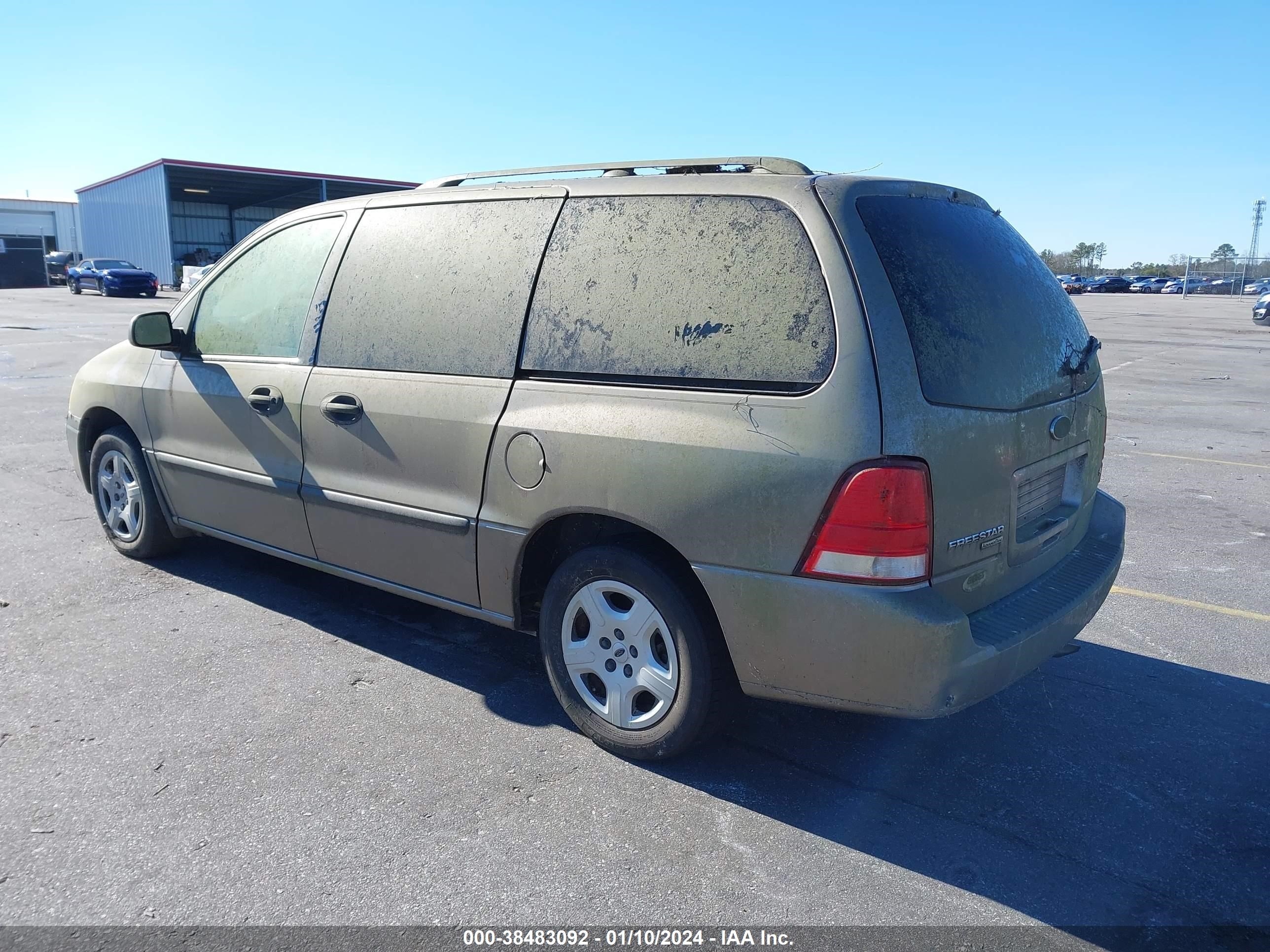 Photo 2 VIN: 2FMZA51675BA38685 - FORD FREESTAR 