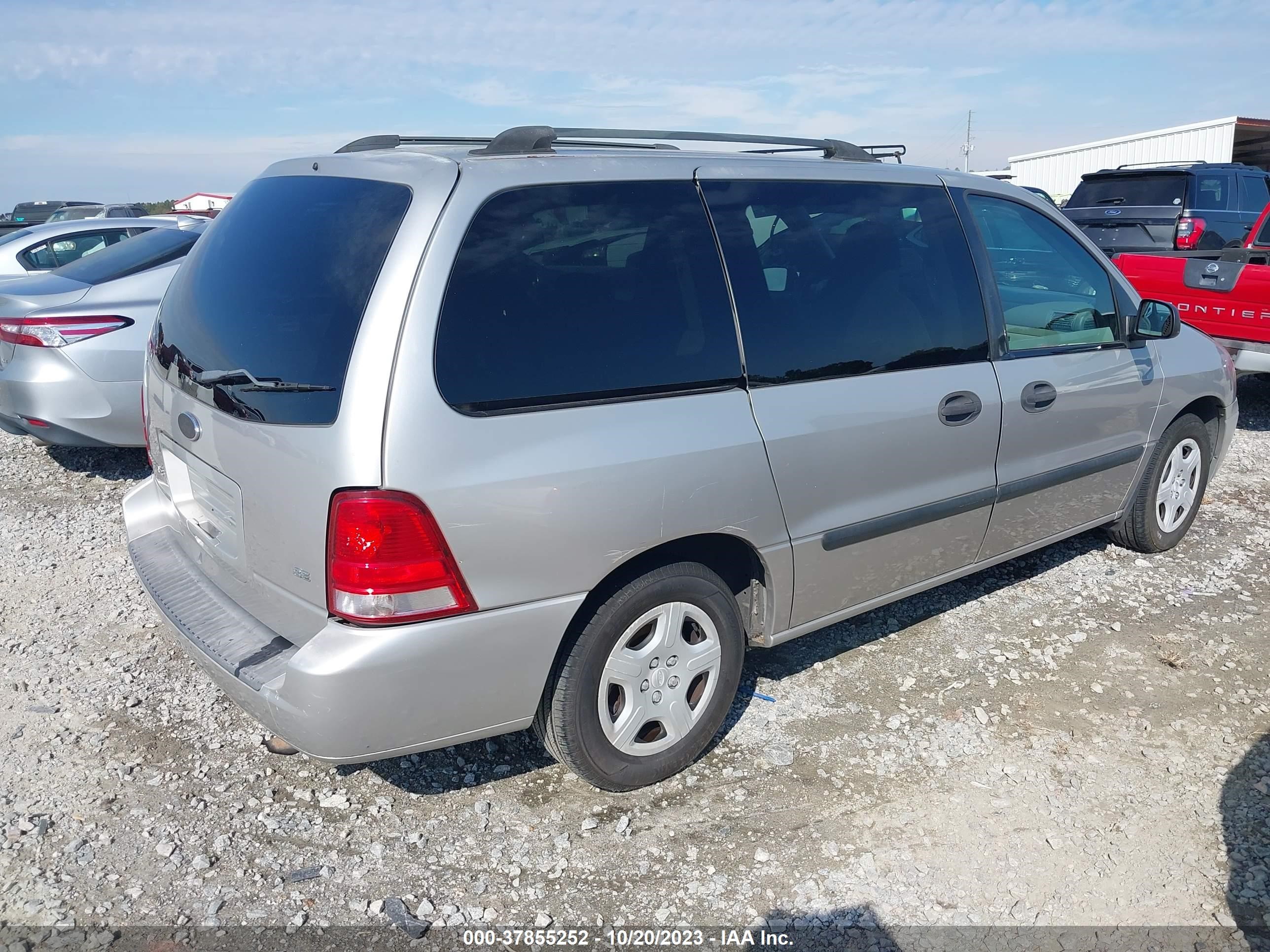 Photo 3 VIN: 2FMZA51686BA02165 - FORD FREESTAR 