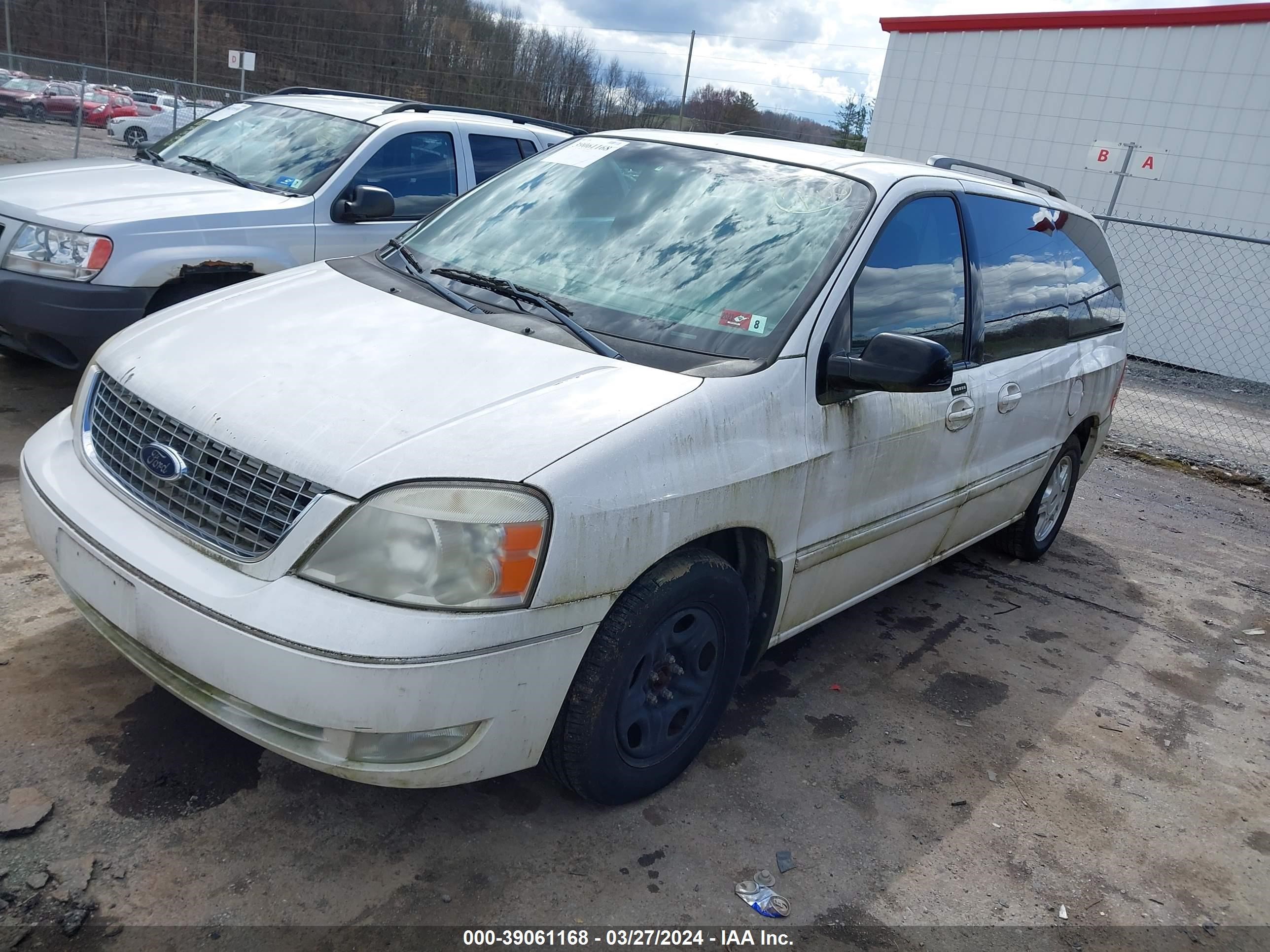 Photo 1 VIN: 2FMZA52254BB21235 - FORD FREESTAR 