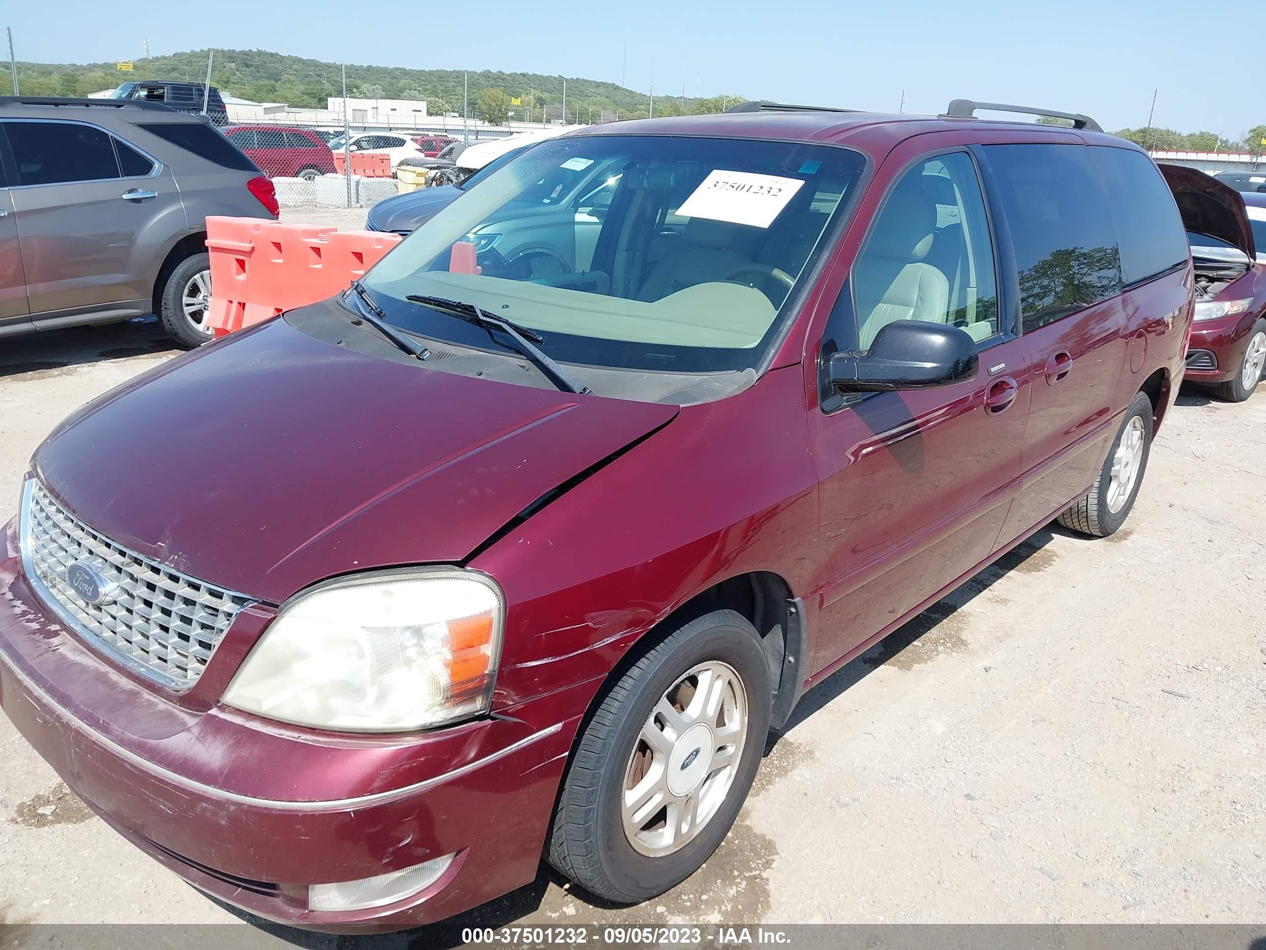 Photo 1 VIN: 2FMZA52296BA41309 - FORD FREESTAR 