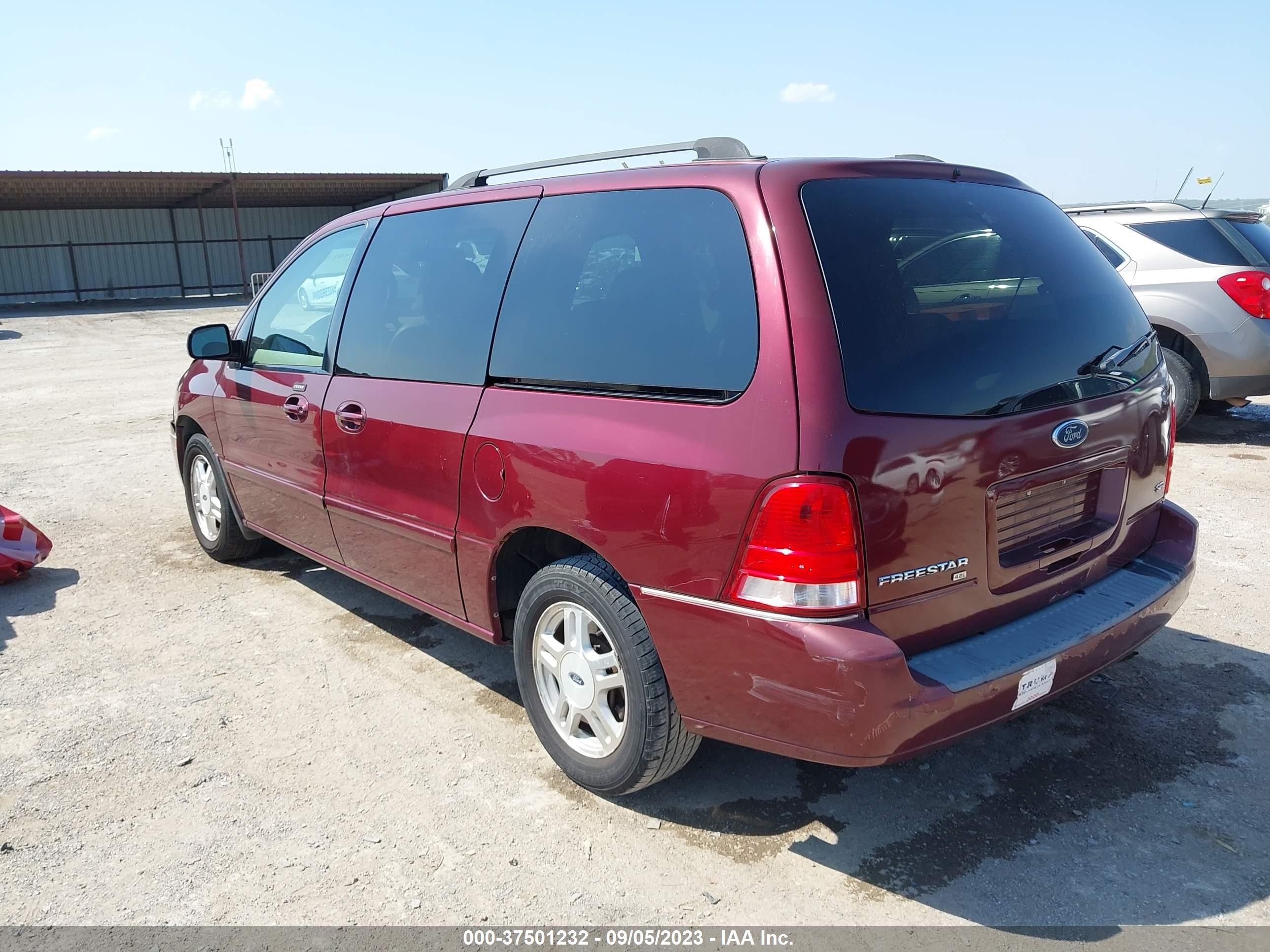 Photo 2 VIN: 2FMZA52296BA41309 - FORD FREESTAR 