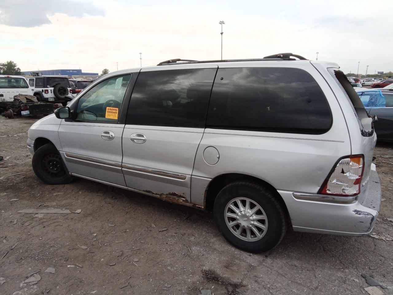 Photo 1 VIN: 2FMZA5242YBC17587 - FORD WINDSTAR 