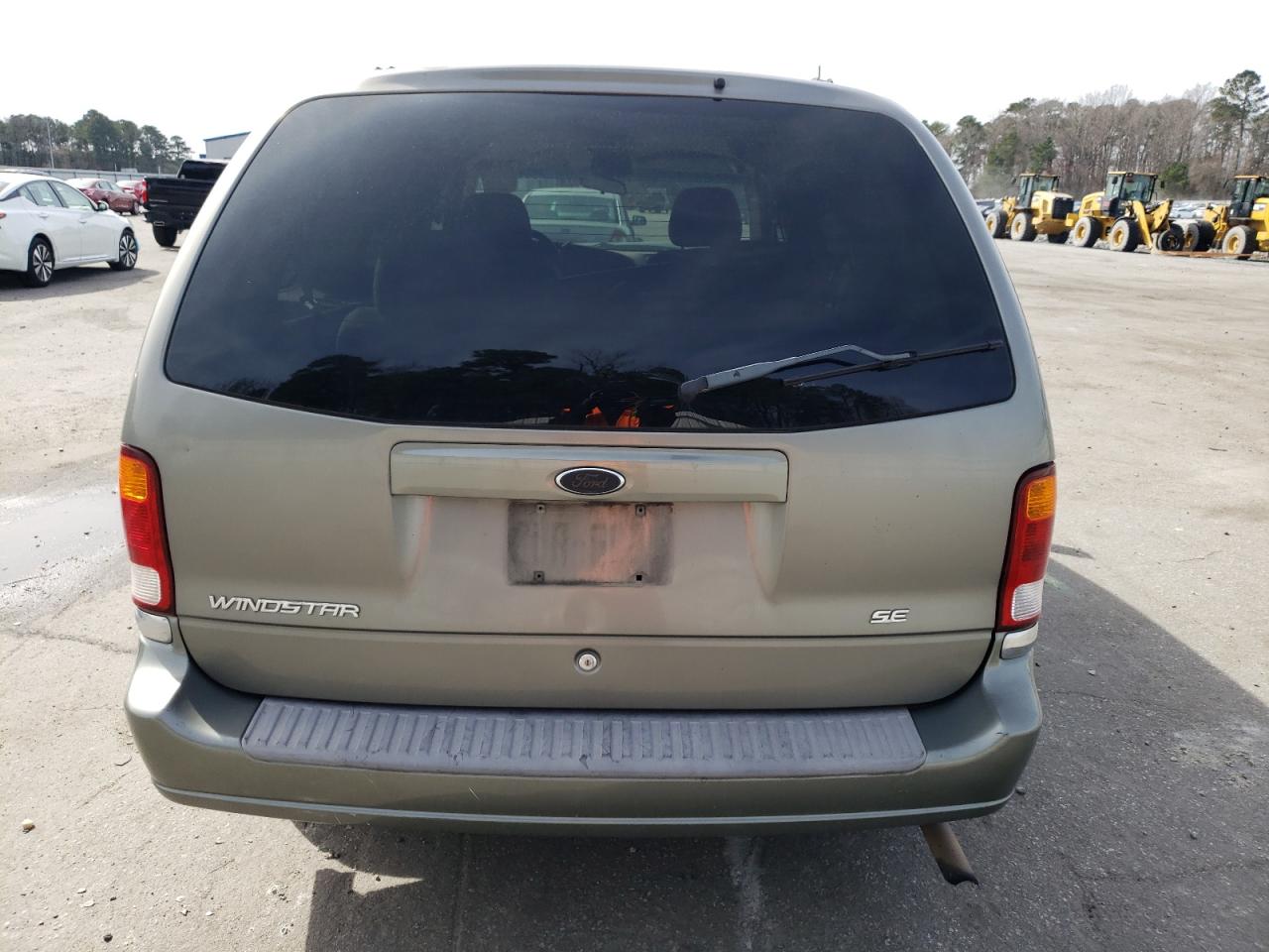 Photo 5 VIN: 2FMZA52452BB56727 - FORD WINDSTAR 