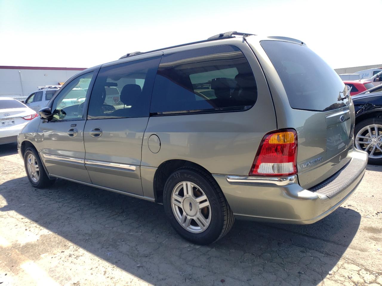 Photo 1 VIN: 2FMZA52483BB05465 - FORD WINDSTAR 