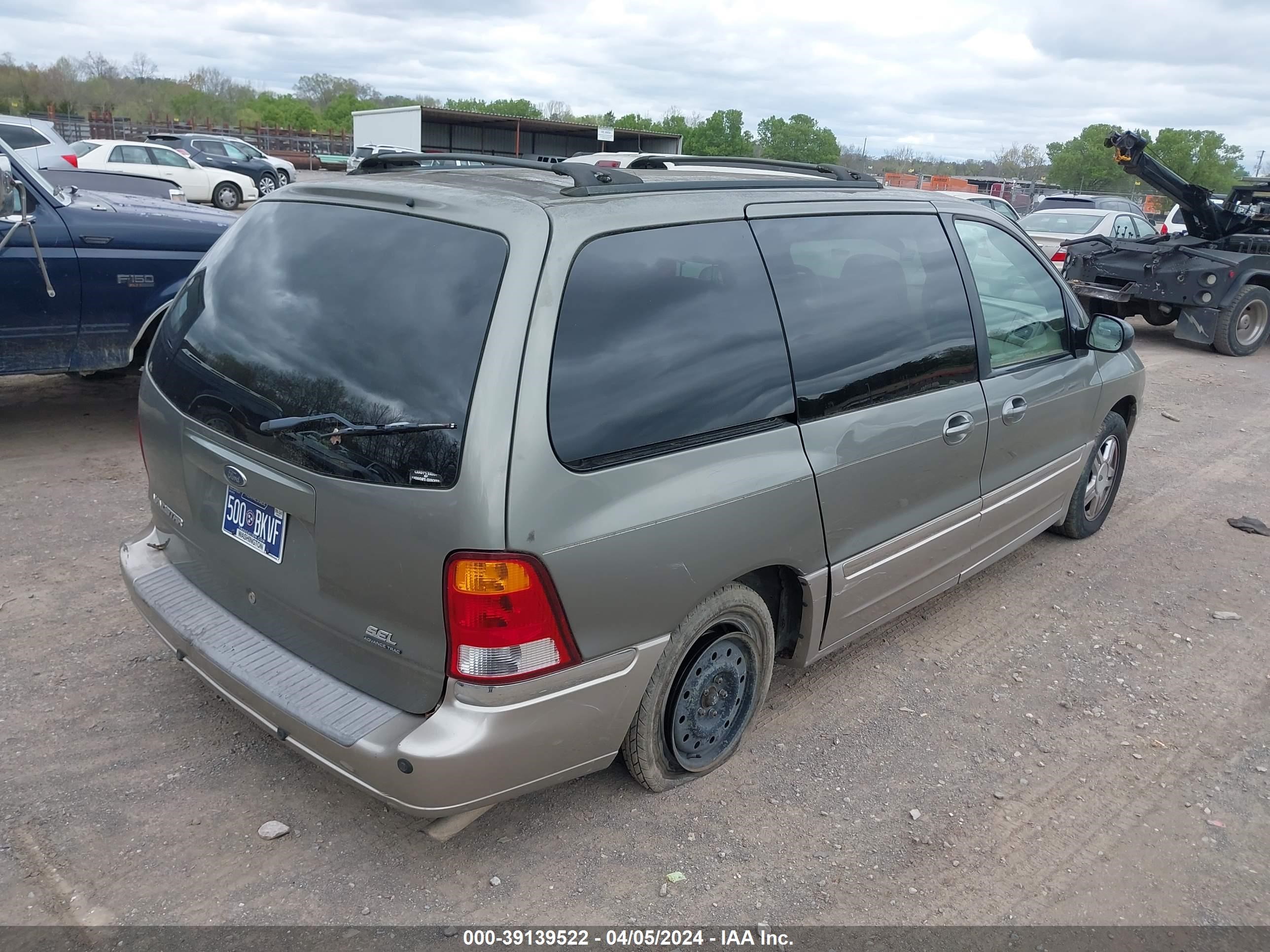 Photo 3 VIN: 2FMZA53443BA49099 - FORD WINDSTAR 