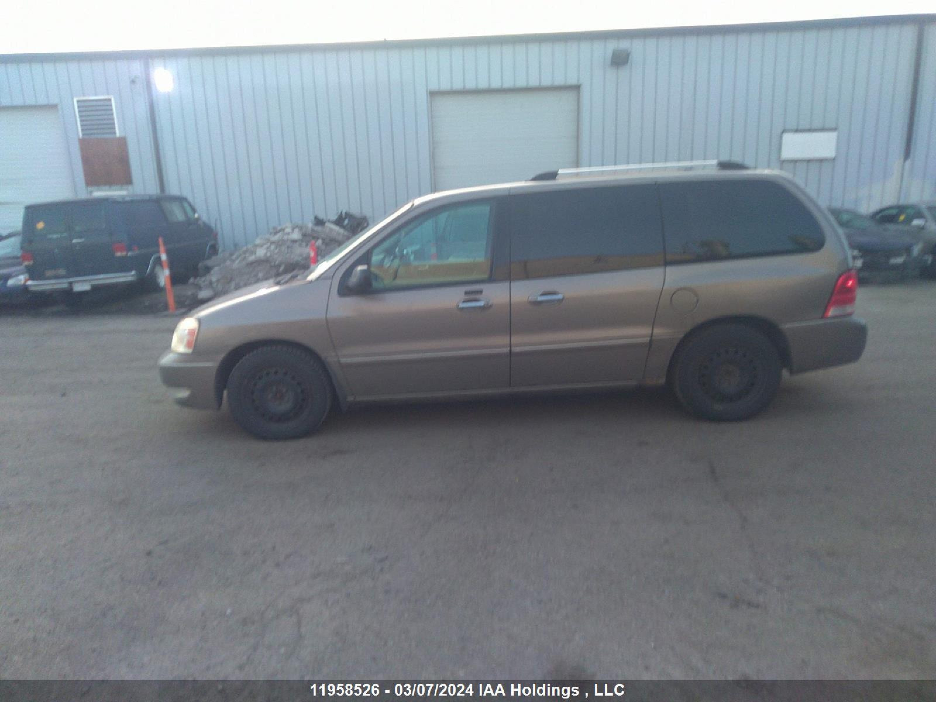 Photo 13 VIN: 2FMZA562X6BA58632 - FORD FREESTAR 