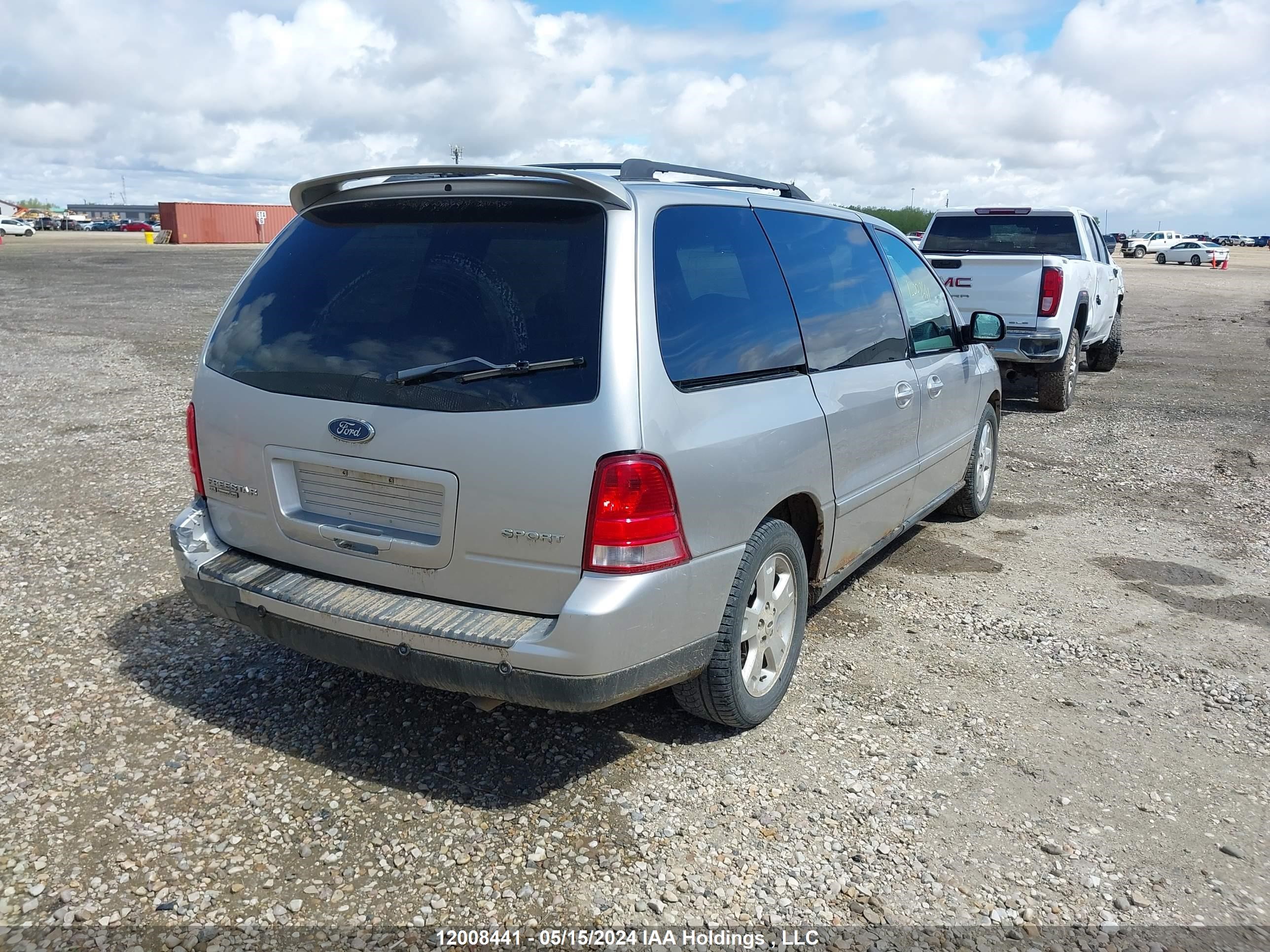 Photo 3 VIN: 2FMZA57256BA37069 - FORD FREESTAR 