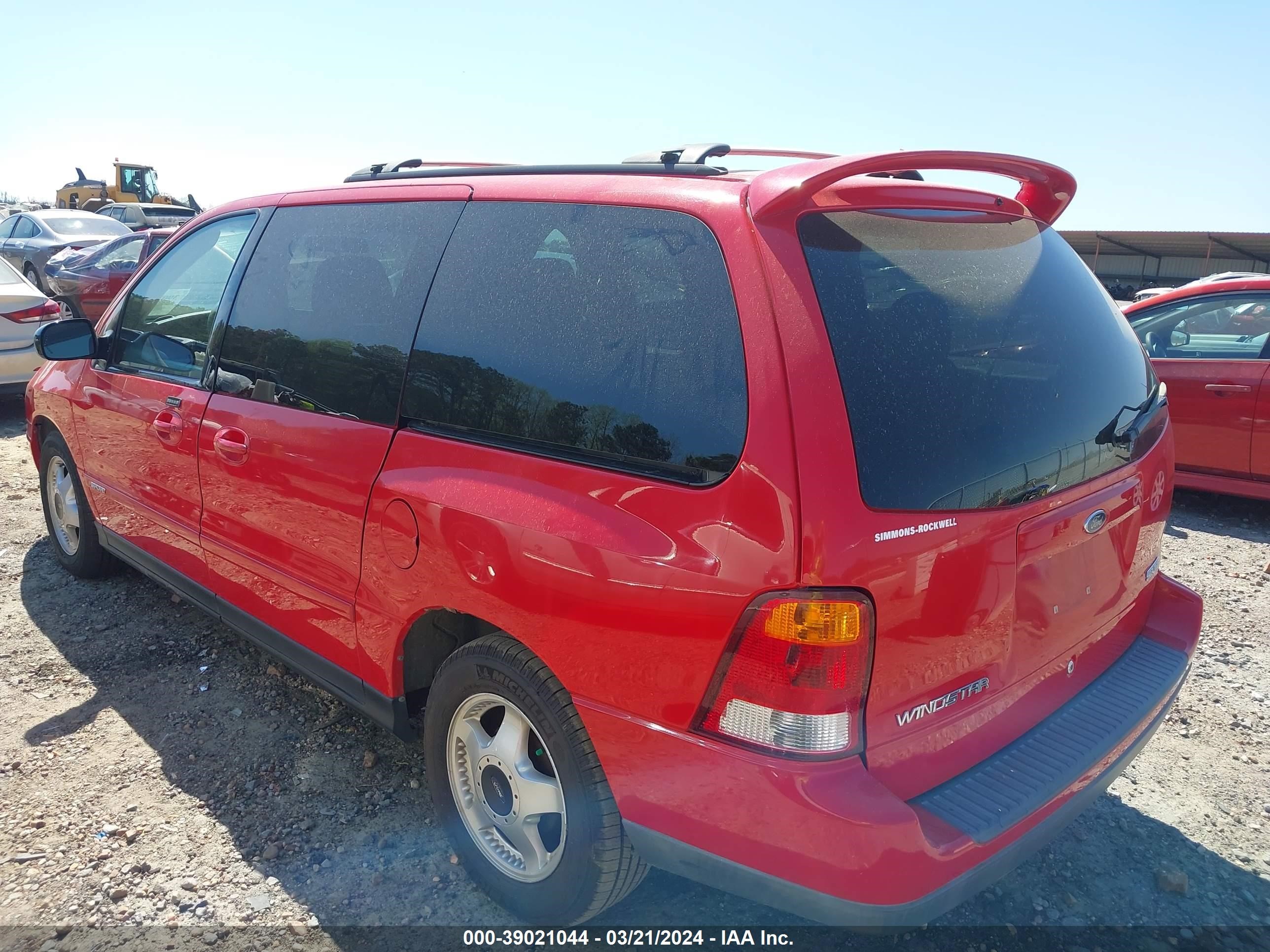 Photo 2 VIN: 2FMZA57473BA18133 - FORD WINDSTAR 