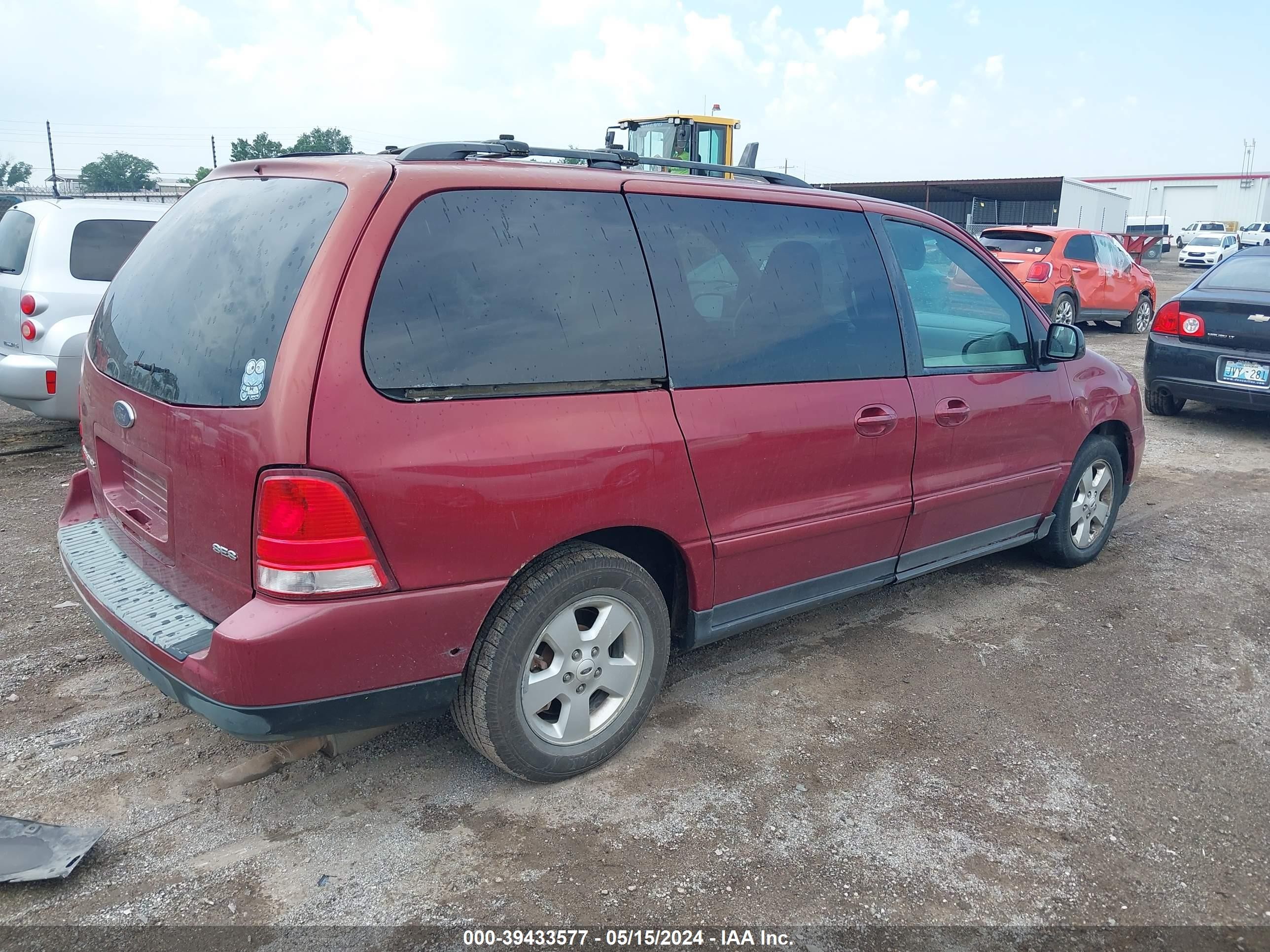 Photo 3 VIN: 2FMZA57655BA49689 - FORD FREESTAR 