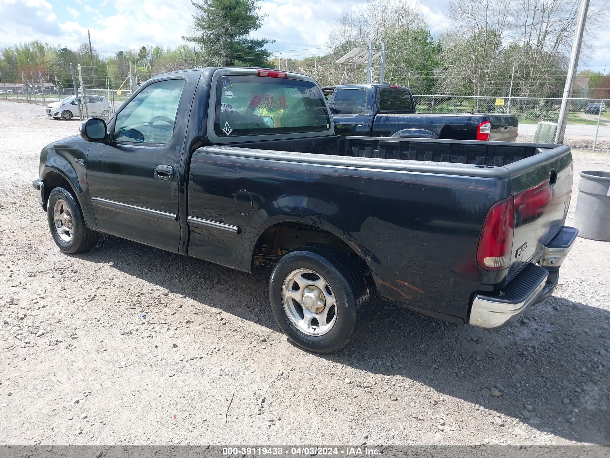 Photo 2 VIN: 2FTDF1720VCA30578 - FORD F-150 