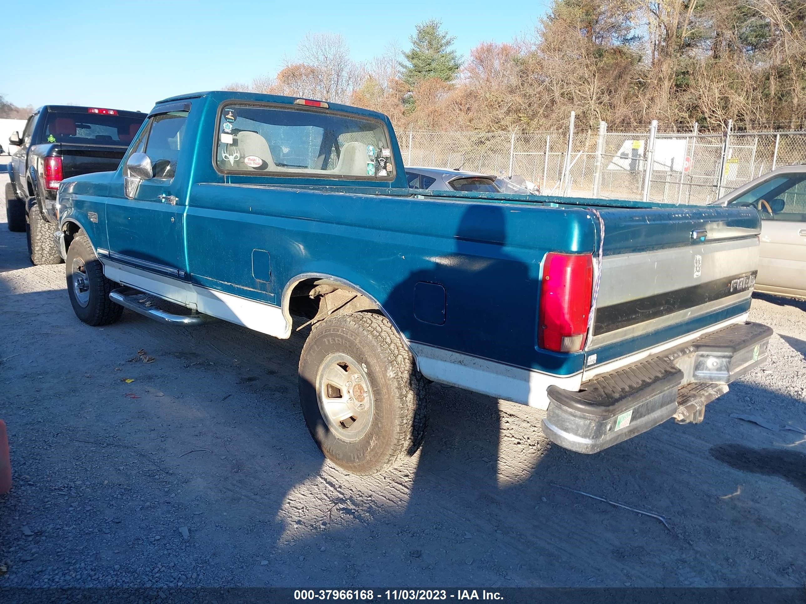 Photo 2 VIN: 2FTEF14N2TCA44689 - FORD F-150 