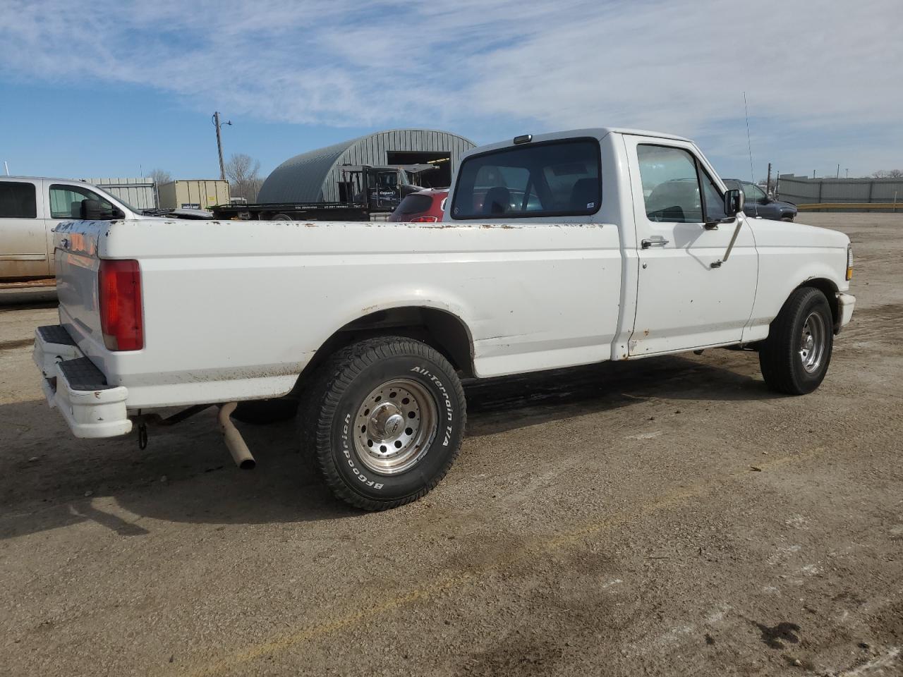 Photo 2 VIN: 2FTEF15N1NCA08610 - FORD F-150 