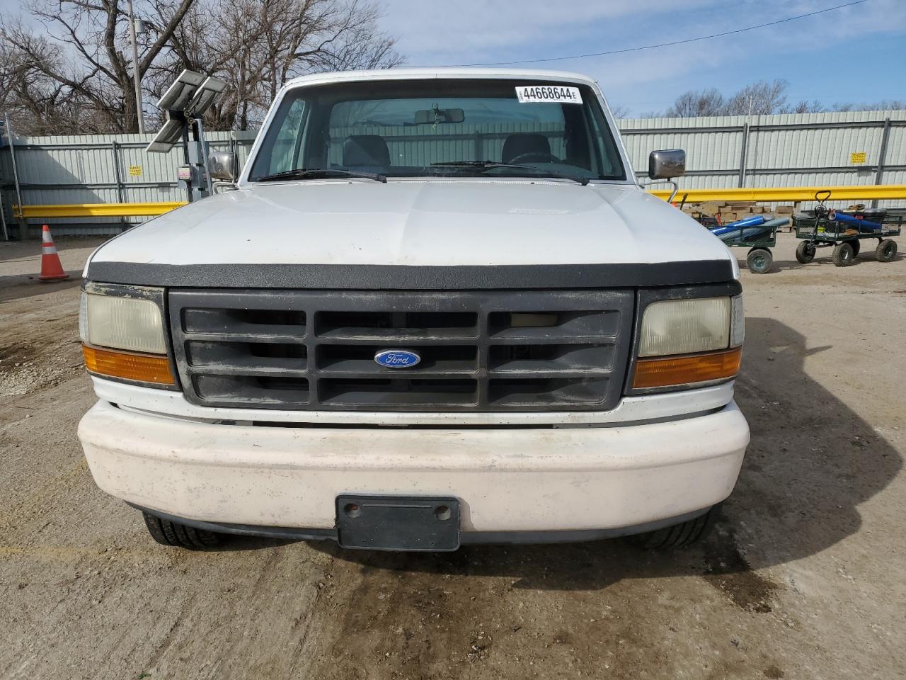 Photo 4 VIN: 2FTEF15N1NCA08610 - FORD F-150 