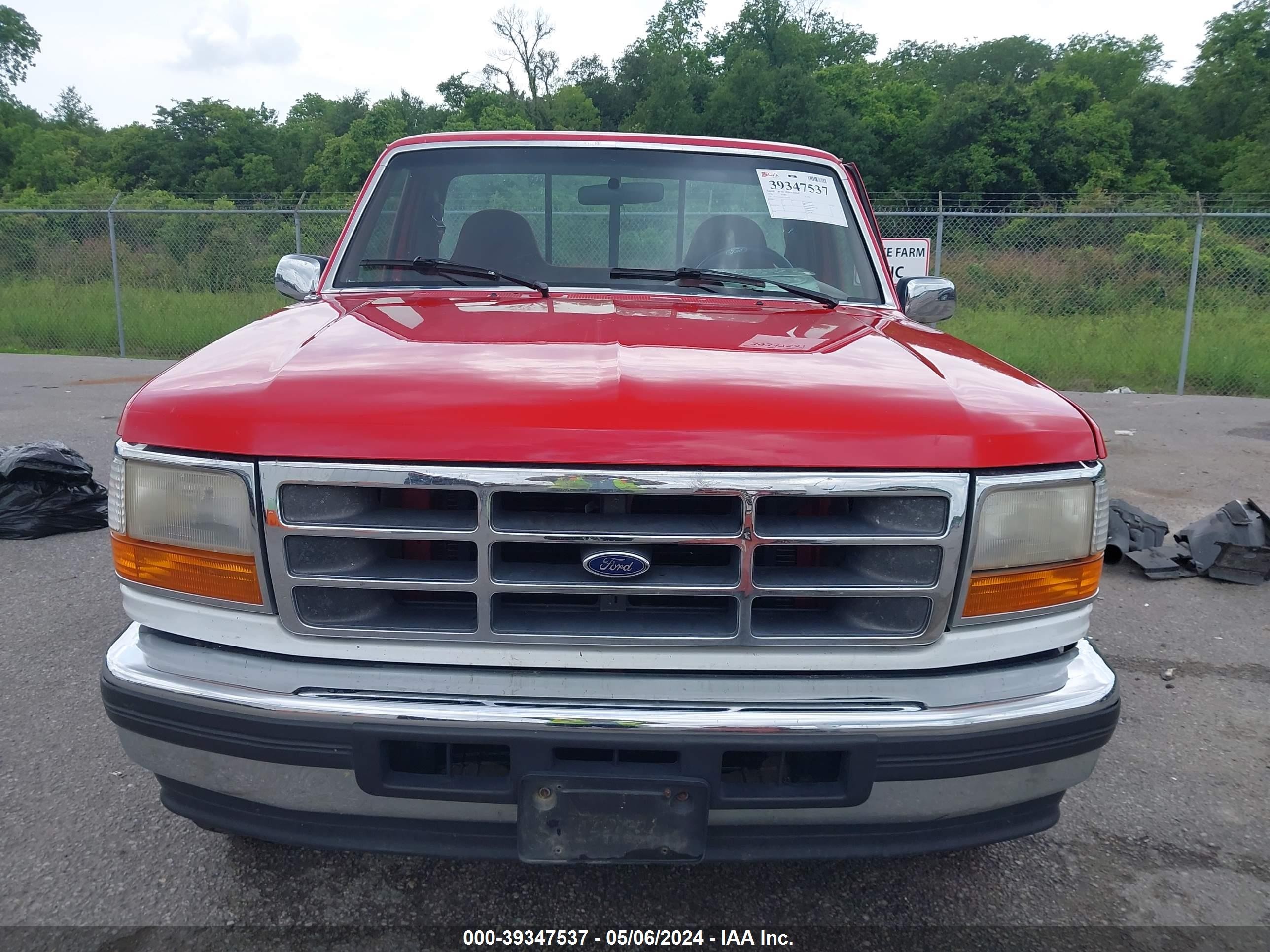 Photo 12 VIN: 2FTEF15N8TCA37714 - FORD F-150 