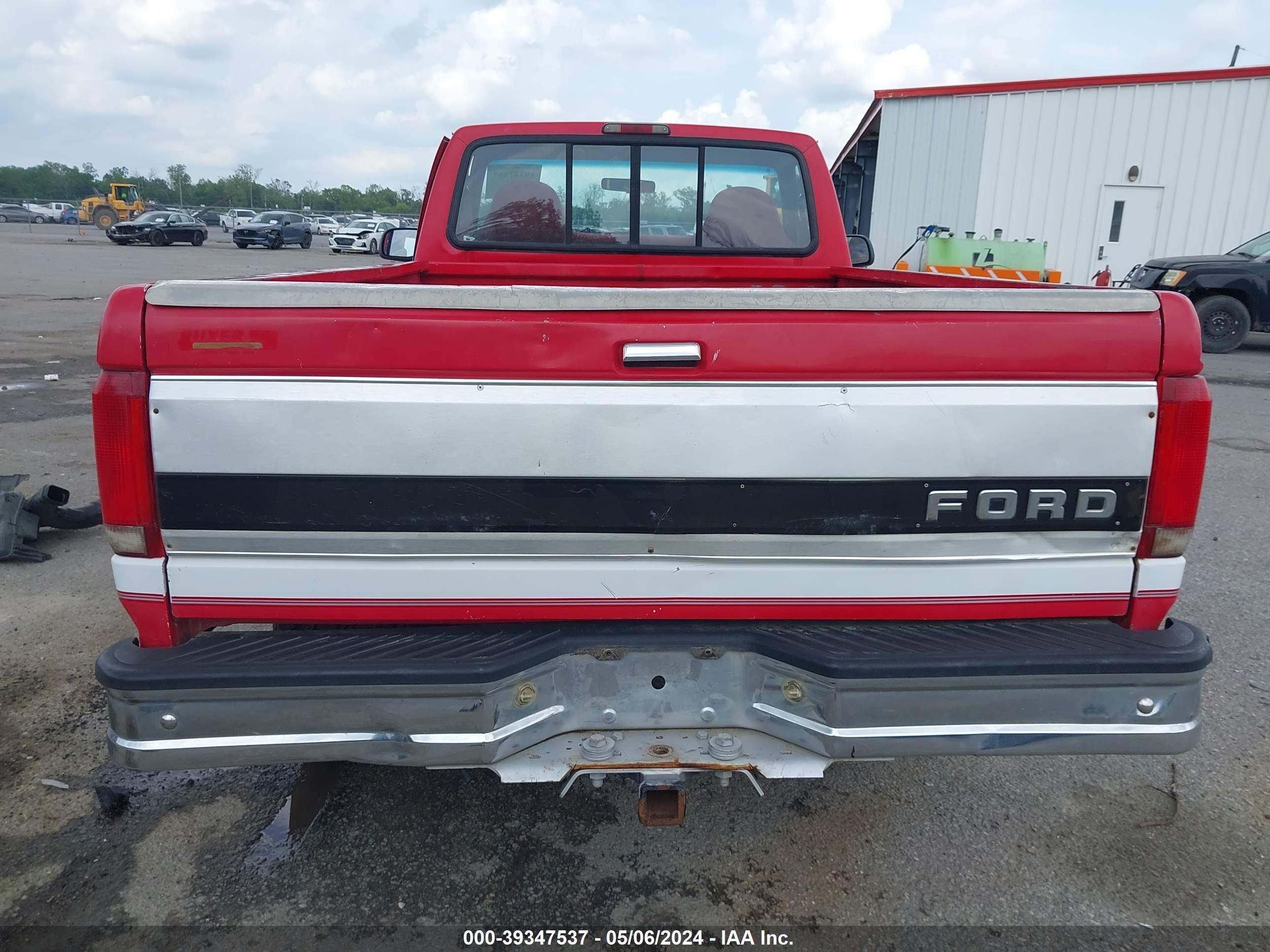 Photo 16 VIN: 2FTEF15N8TCA37714 - FORD F-150 