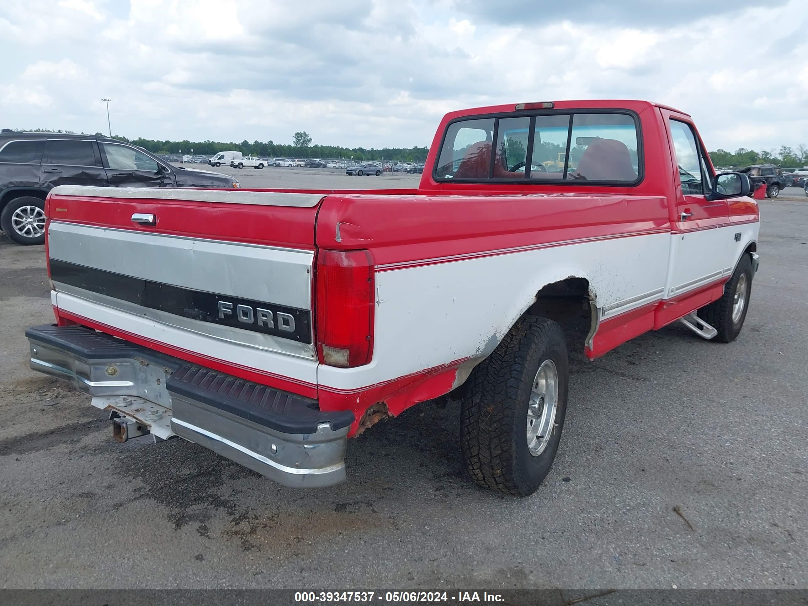 Photo 3 VIN: 2FTEF15N8TCA37714 - FORD F-150 