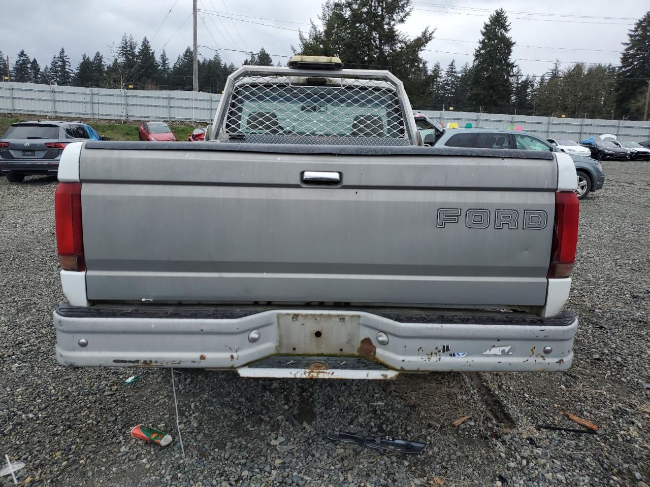 Photo 5 VIN: 2FTHF25H9PCA51883 - FORD F250 