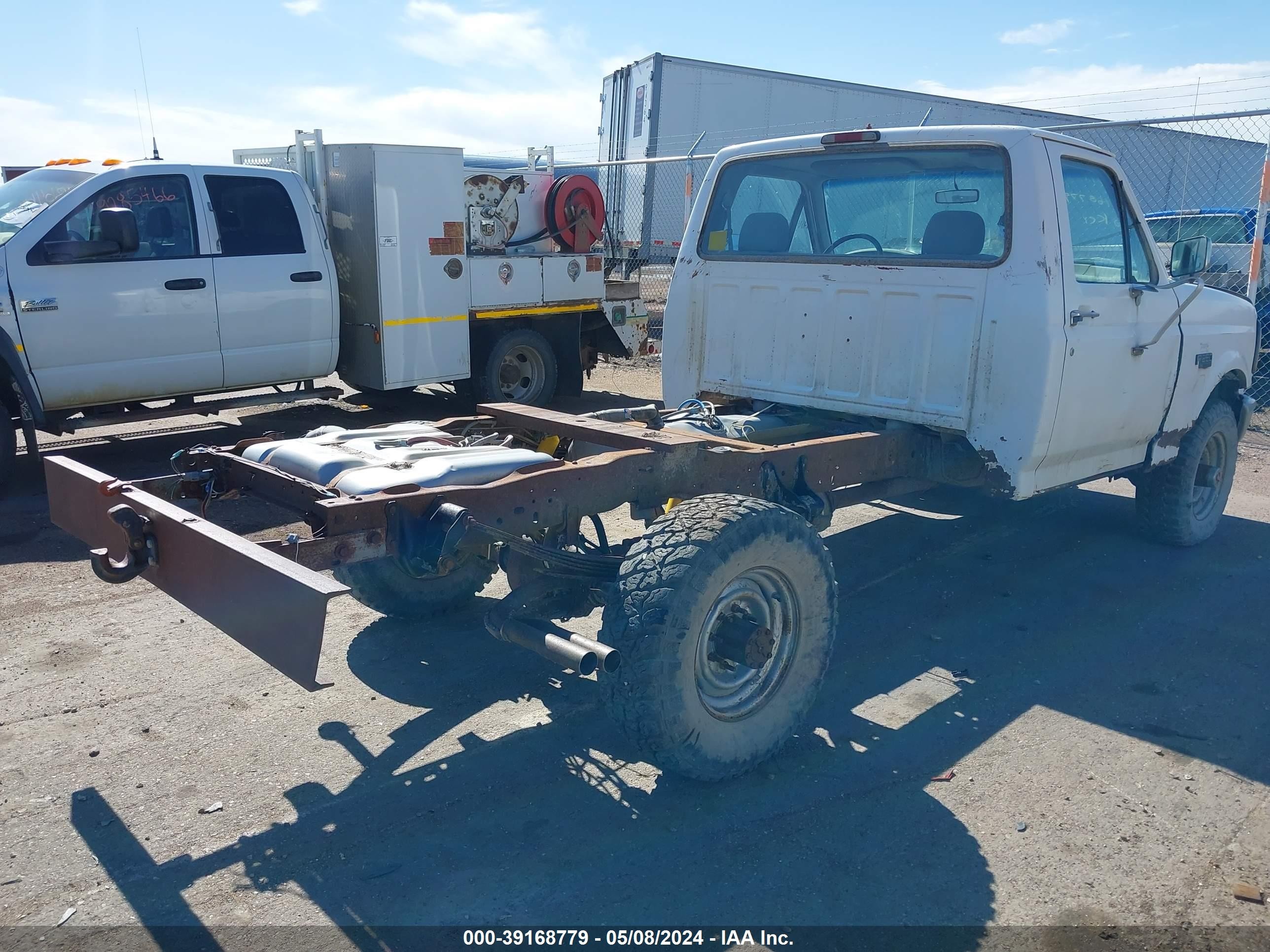 Photo 3 VIN: 2FTHF26G4RCA49161 - FORD F250 