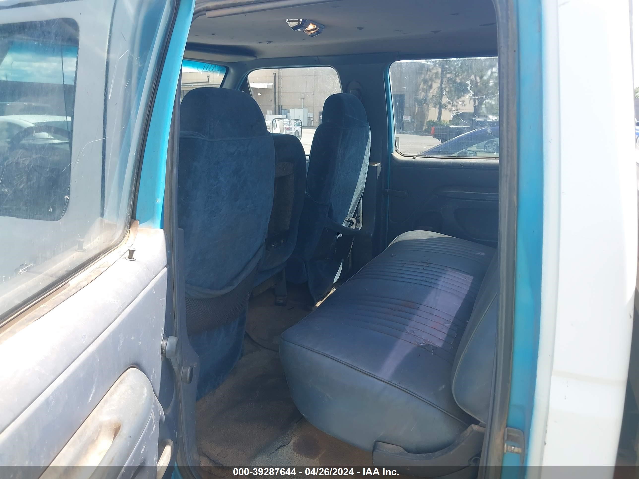 Photo 7 VIN: 2FTJW36M2NCA72915 - FORD F350 