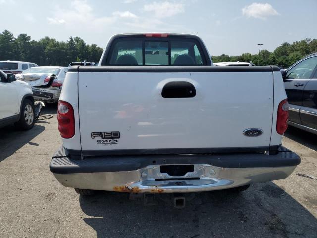 Photo 5 VIN: 2FTRF08L5YCA32211 - FORD F150 