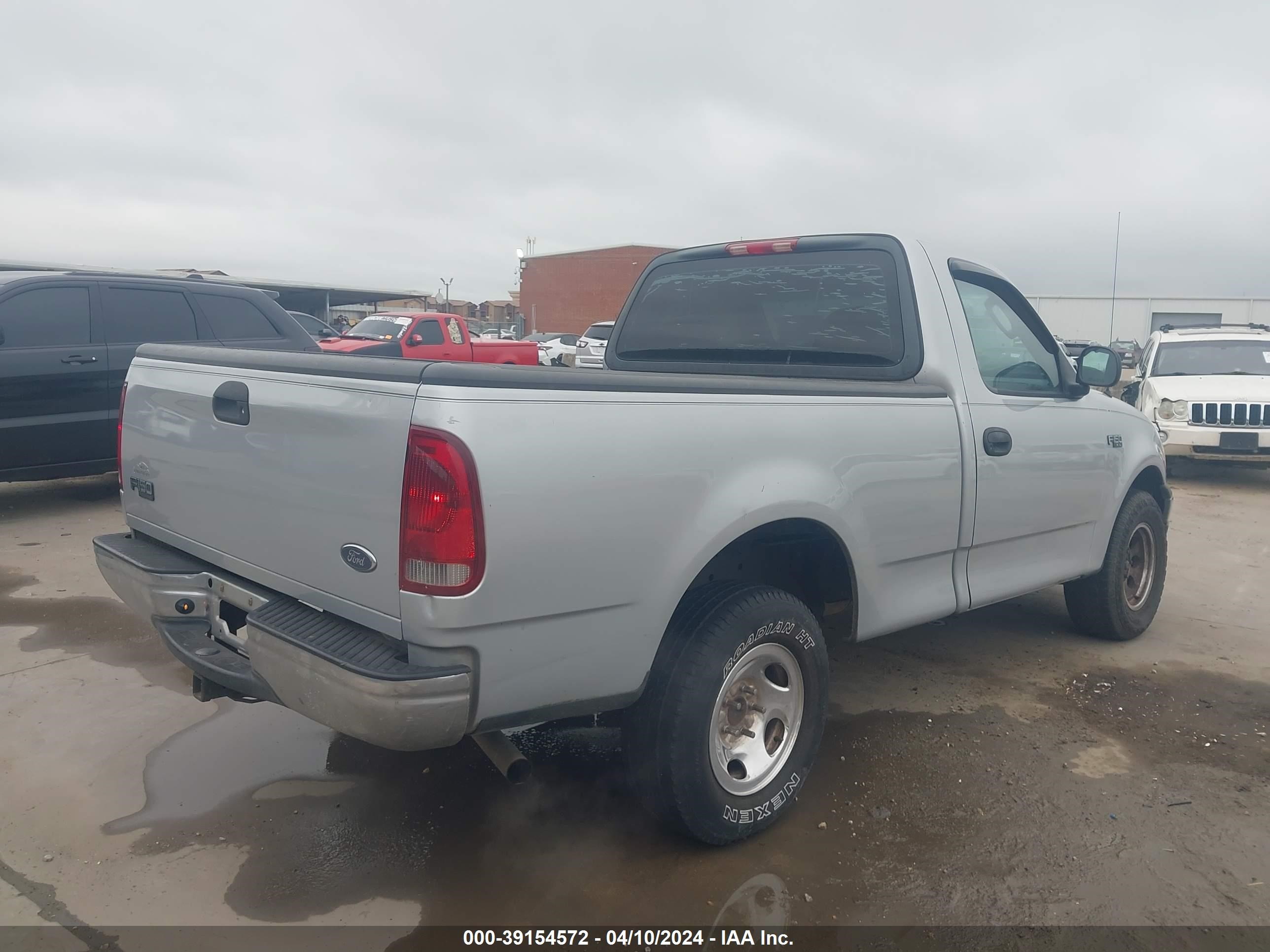 Photo 17 VIN: 2FTRF17204CA60247 - FORD F-150 