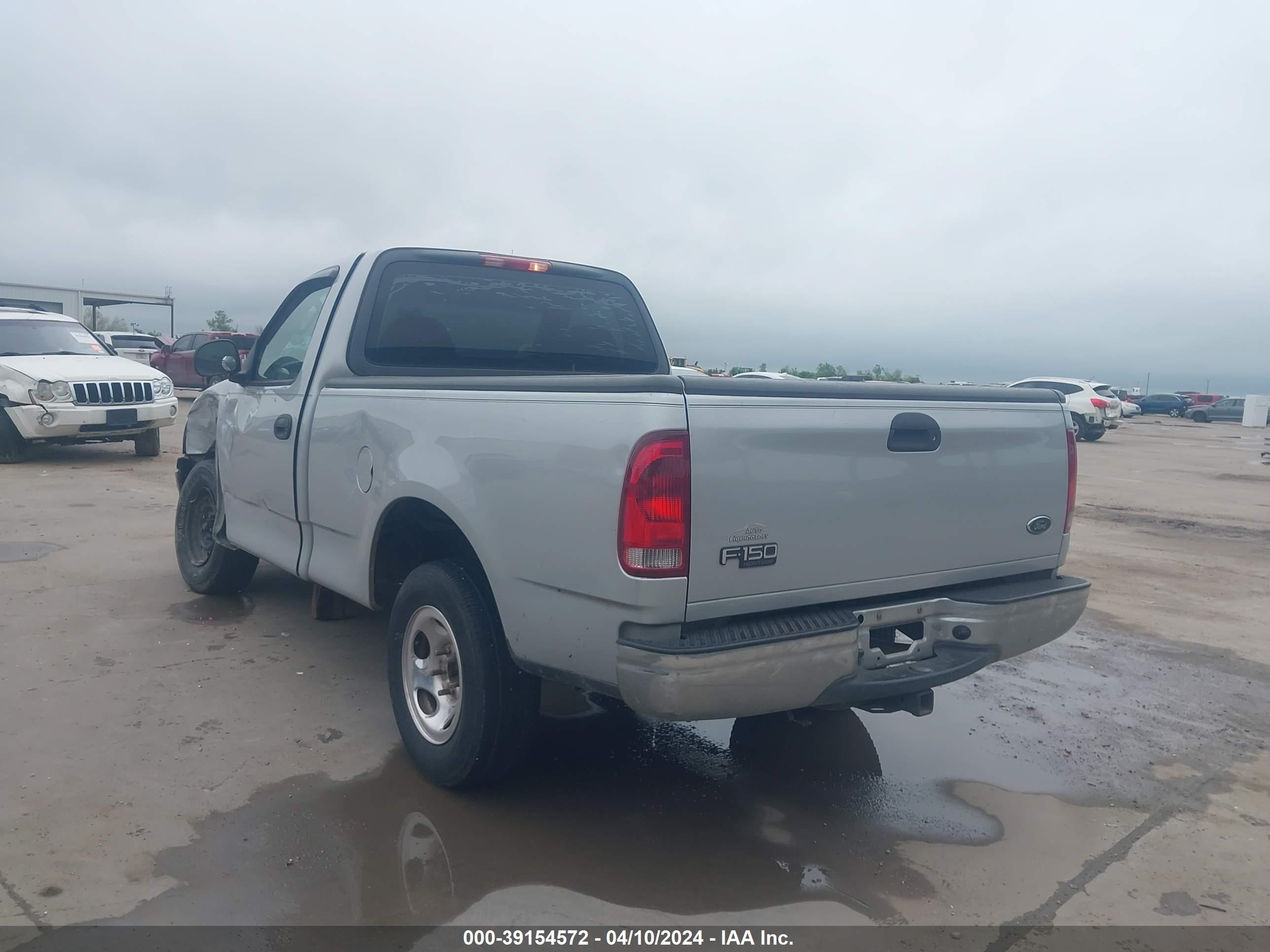 Photo 2 VIN: 2FTRF17204CA60247 - FORD F-150 