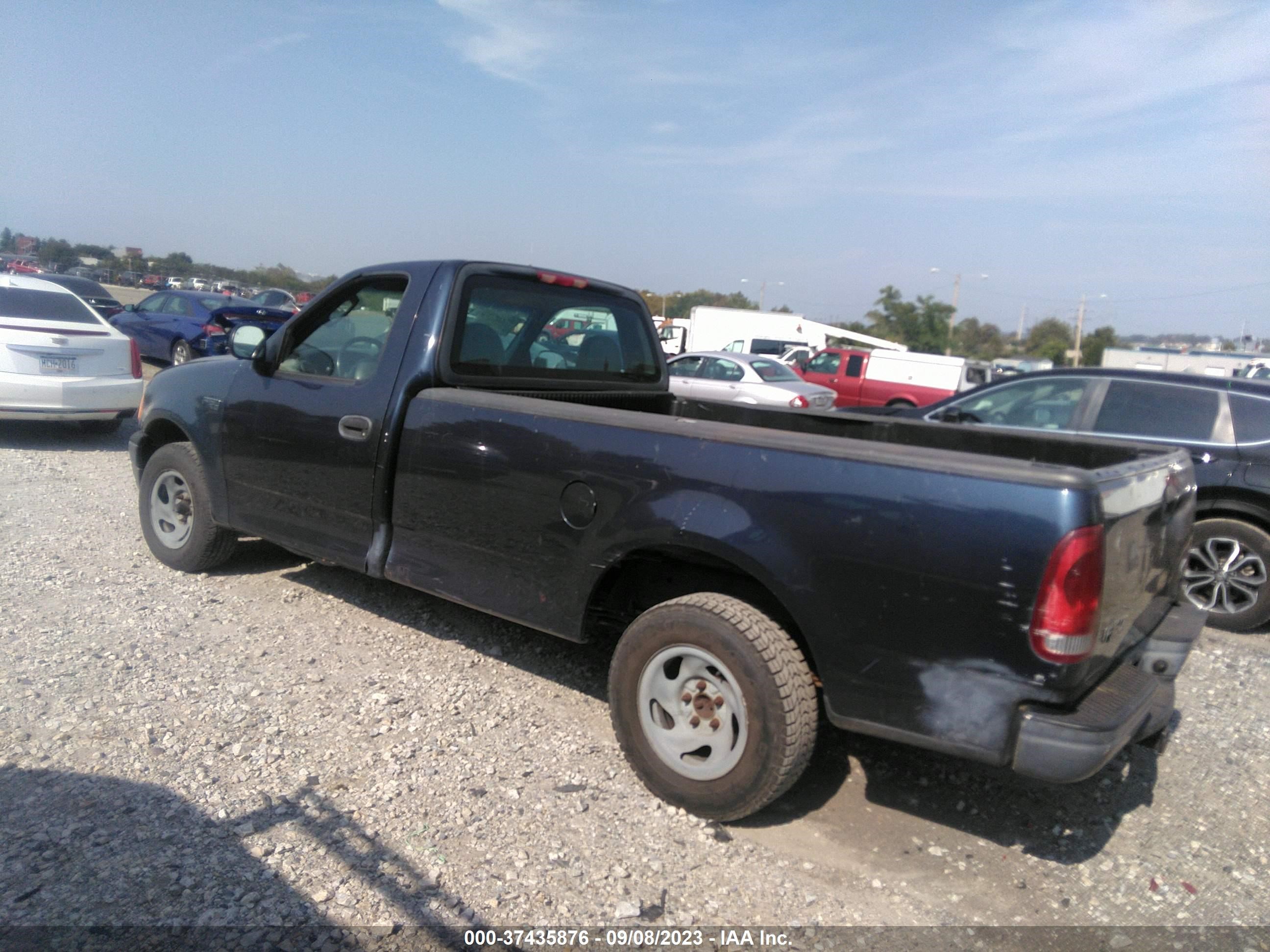 Photo 2 VIN: 2FTRF17264CA14633 - FORD F-150 