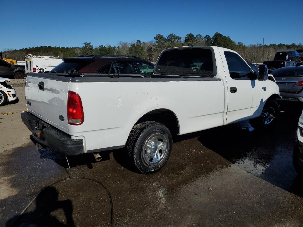 Photo 2 VIN: 2FTRF17Z2YCB03845 - FORD F-150 