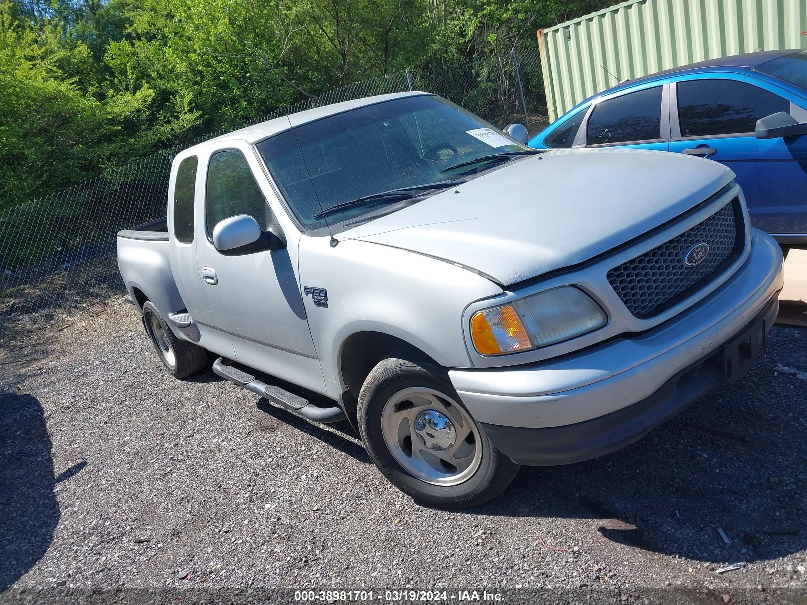 Photo 0 VIN: 2FTRX07L0YCA42708 - FORD F-150 