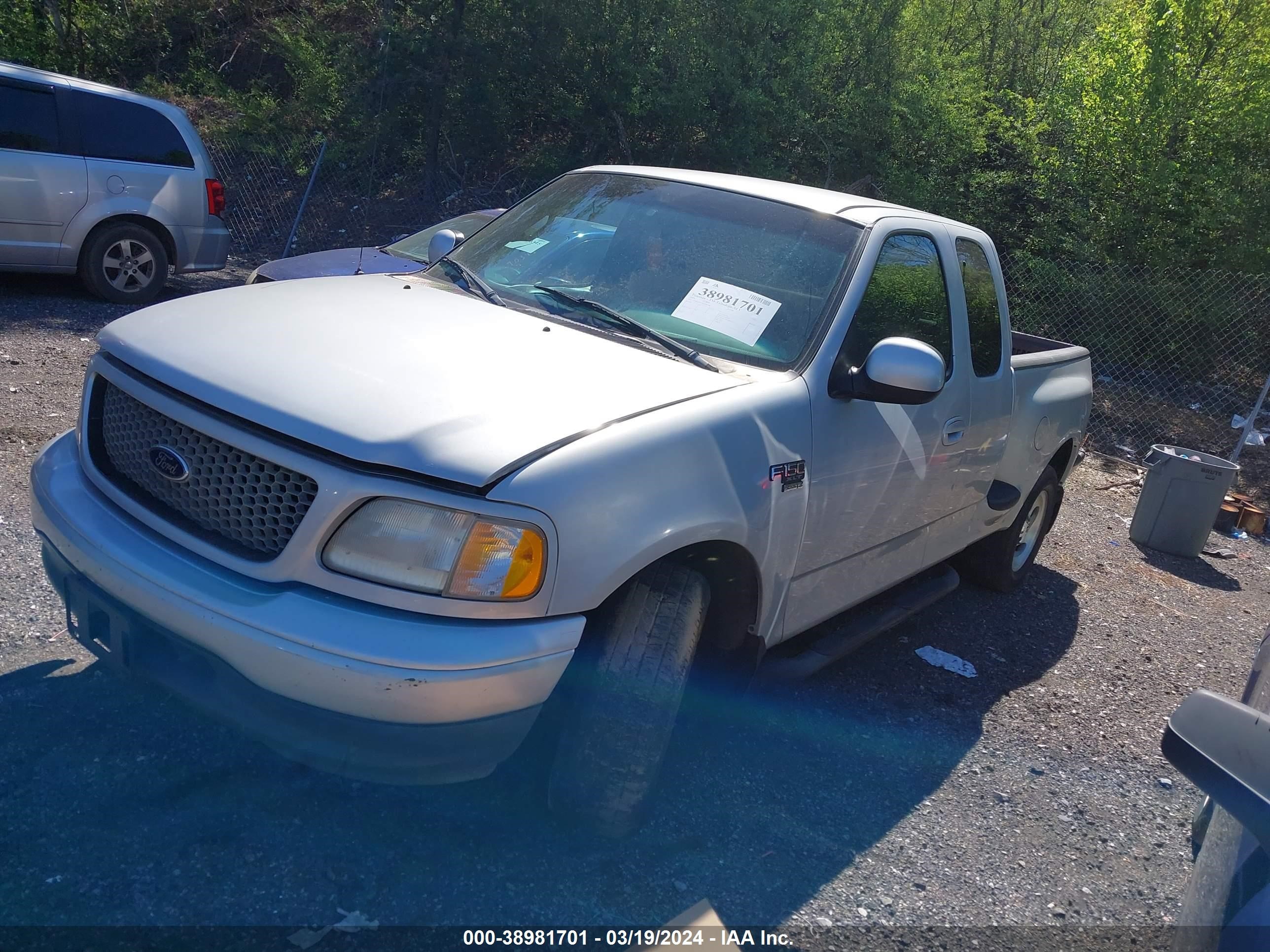 Photo 1 VIN: 2FTRX07L0YCA42708 - FORD F-150 