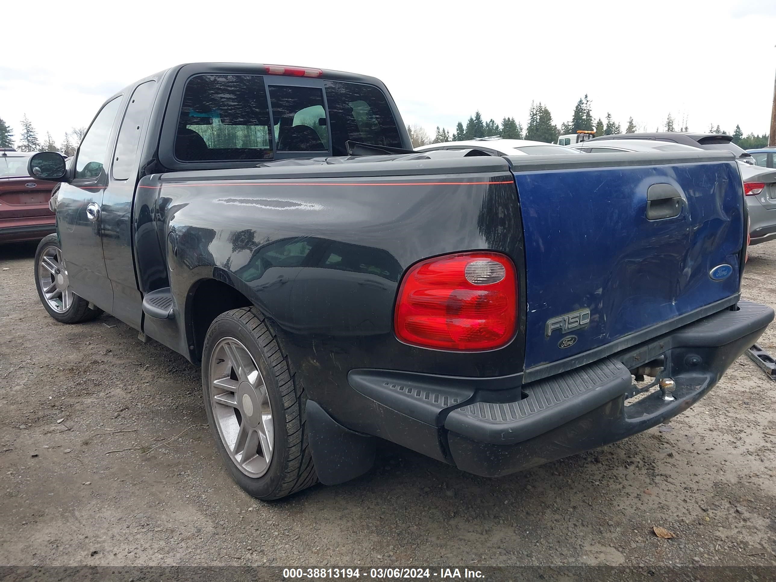 Photo 2 VIN: 2FTRX07L3YCB07485 - FORD F-150 