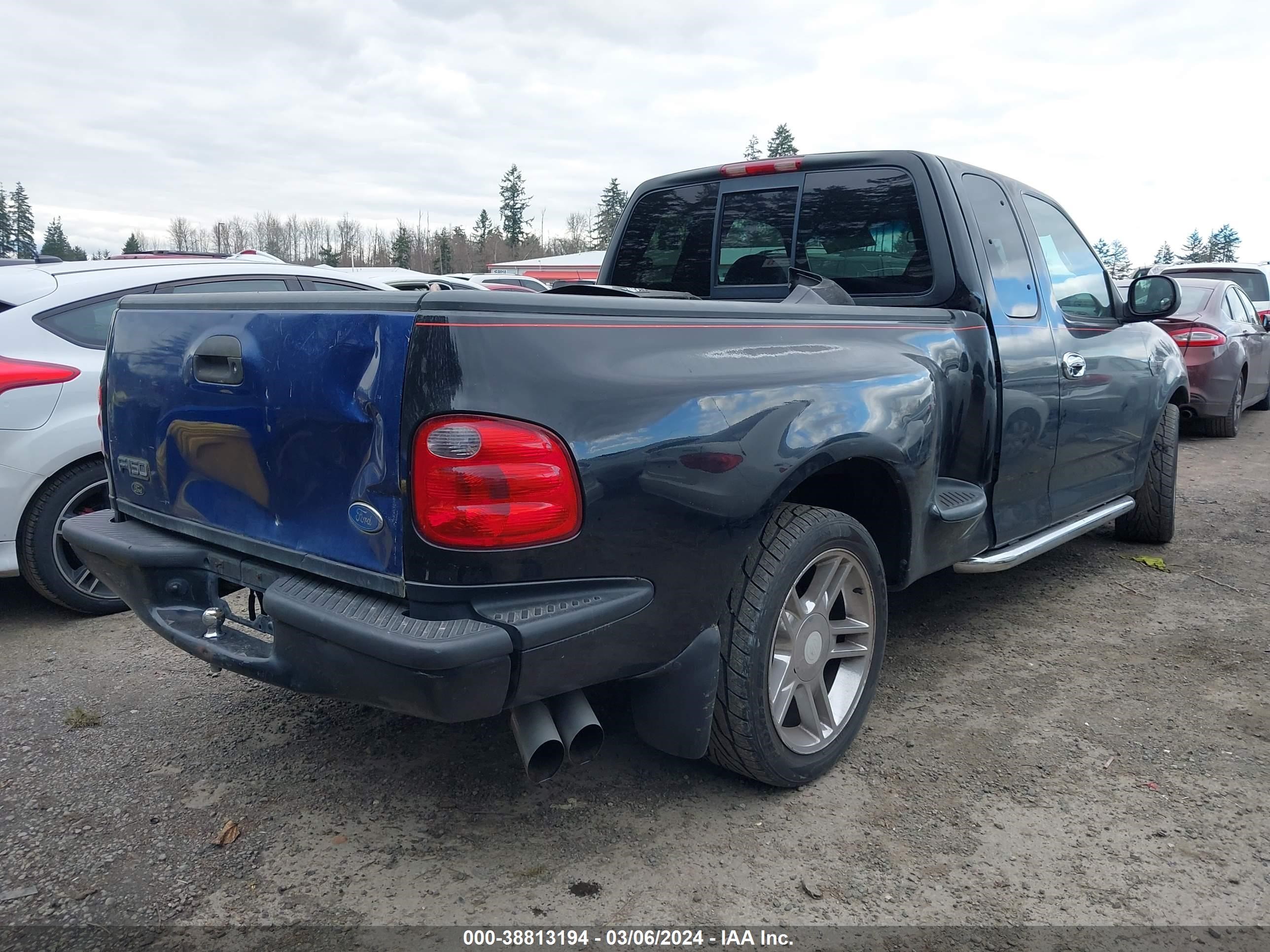 Photo 3 VIN: 2FTRX07L3YCB07485 - FORD F-150 