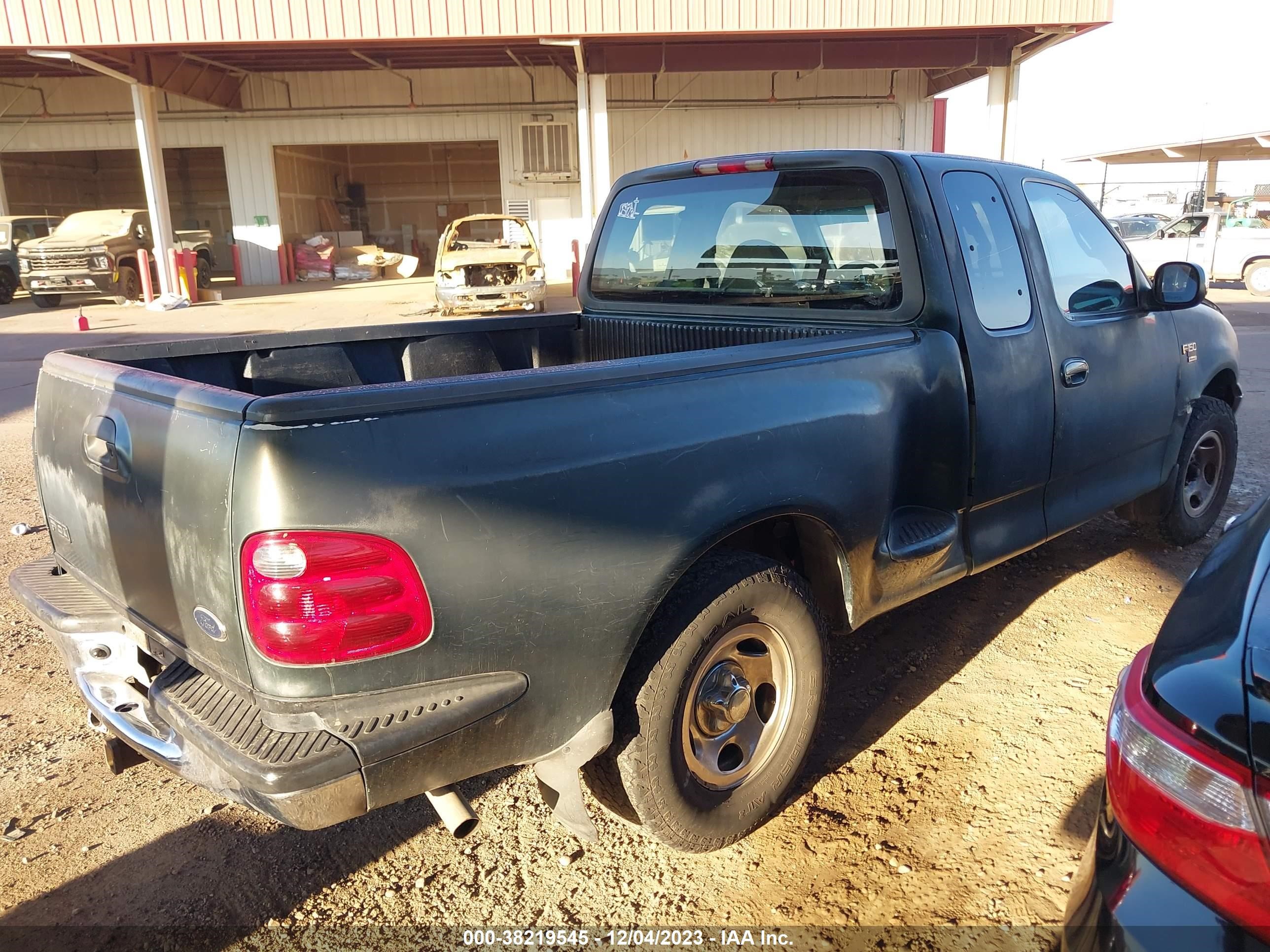 Photo 3 VIN: 2FTRX07W81CA11920 - FORD F-150 