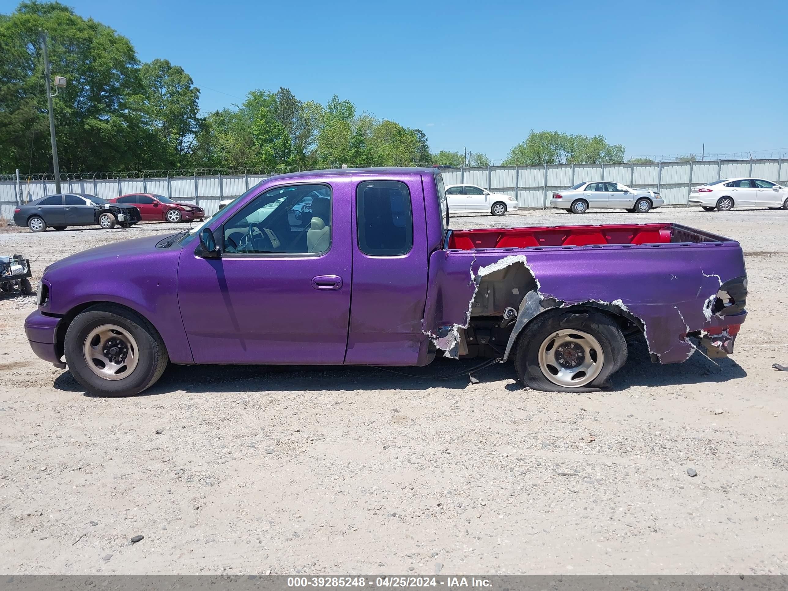 Photo 13 VIN: 2FTRX17263CB01721 - FORD F-150 