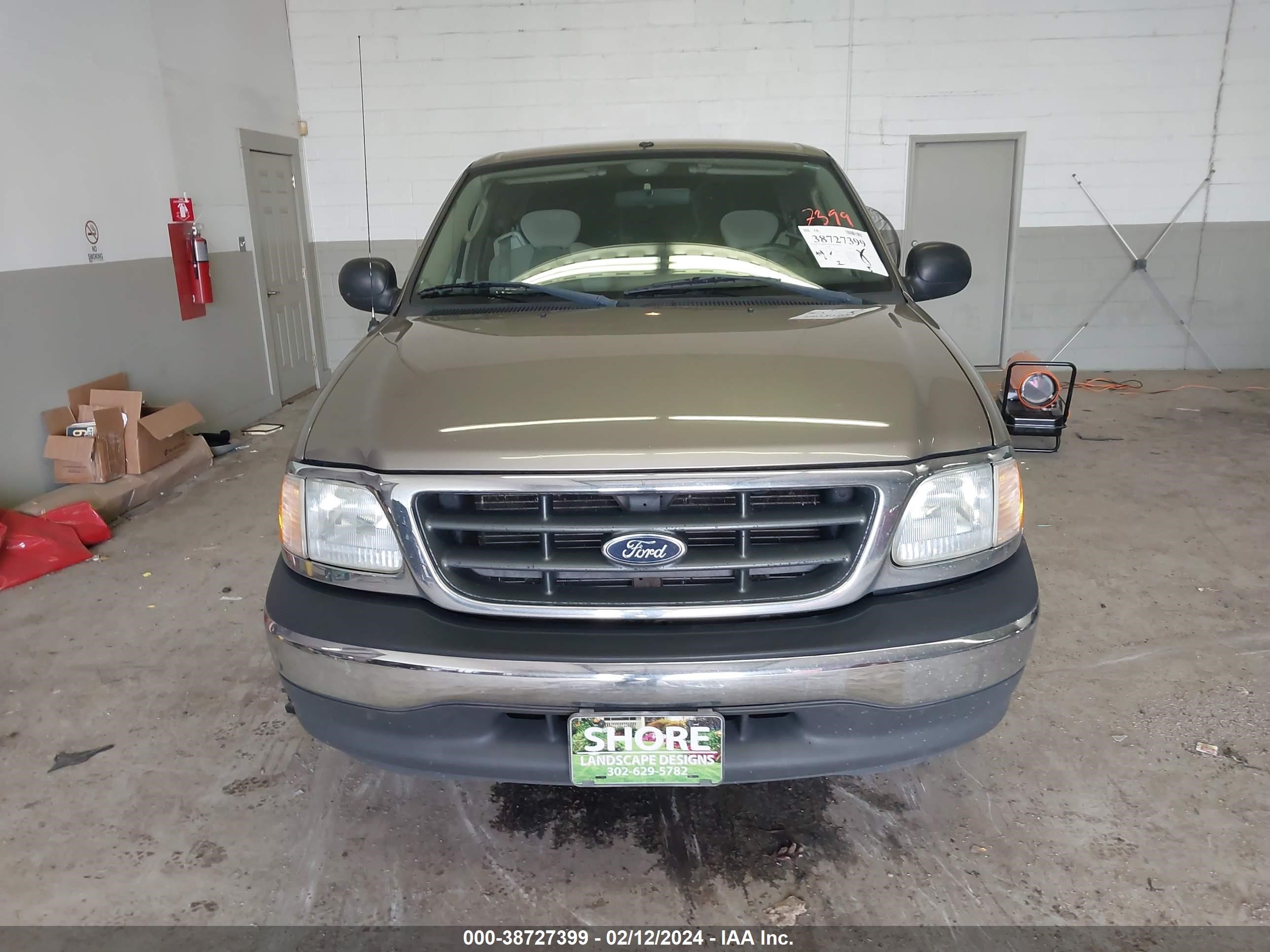 Photo 11 VIN: 2FTRX17W13CA35985 - FORD F-150 