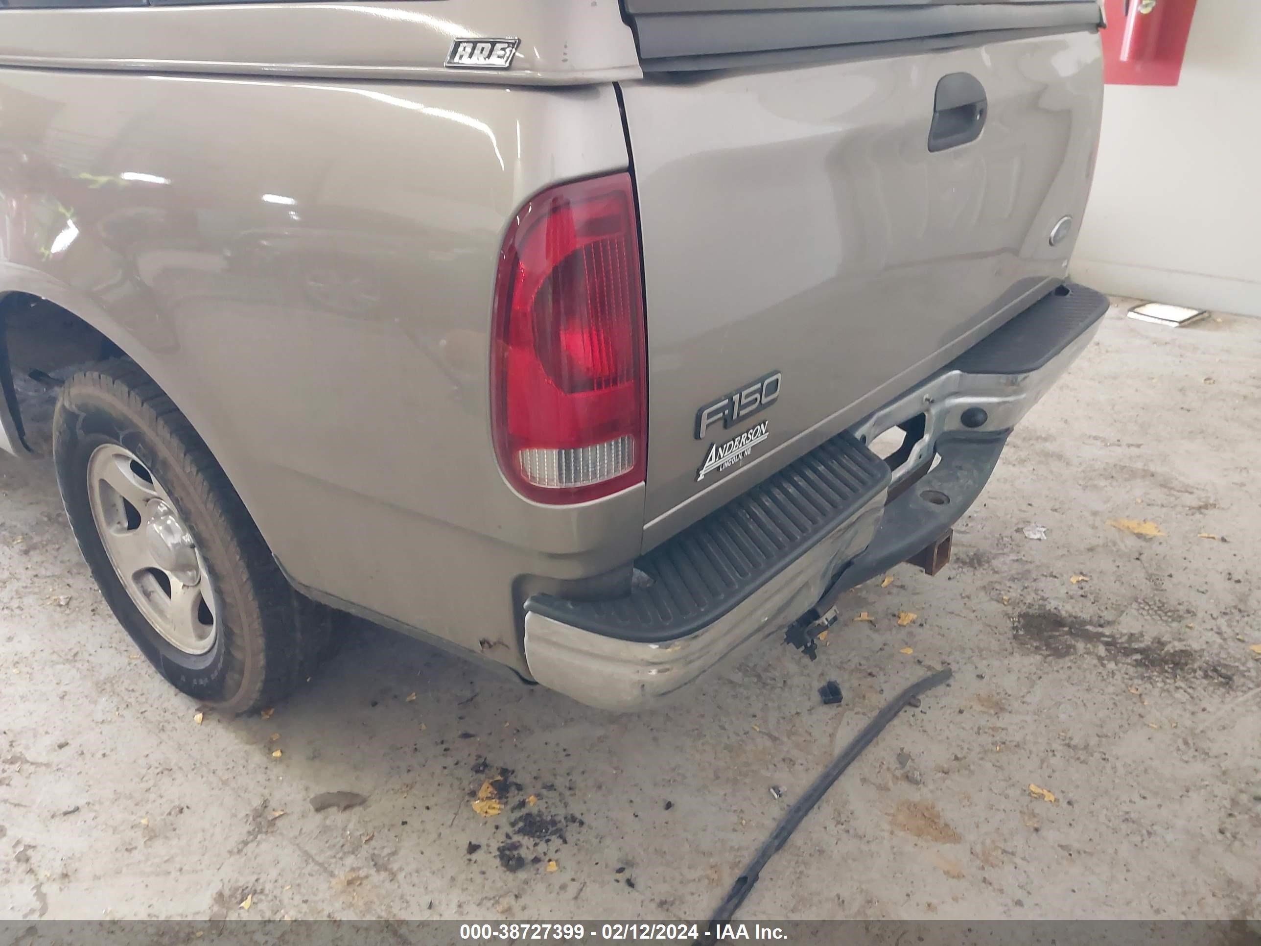 Photo 5 VIN: 2FTRX17W13CA35985 - FORD F-150 