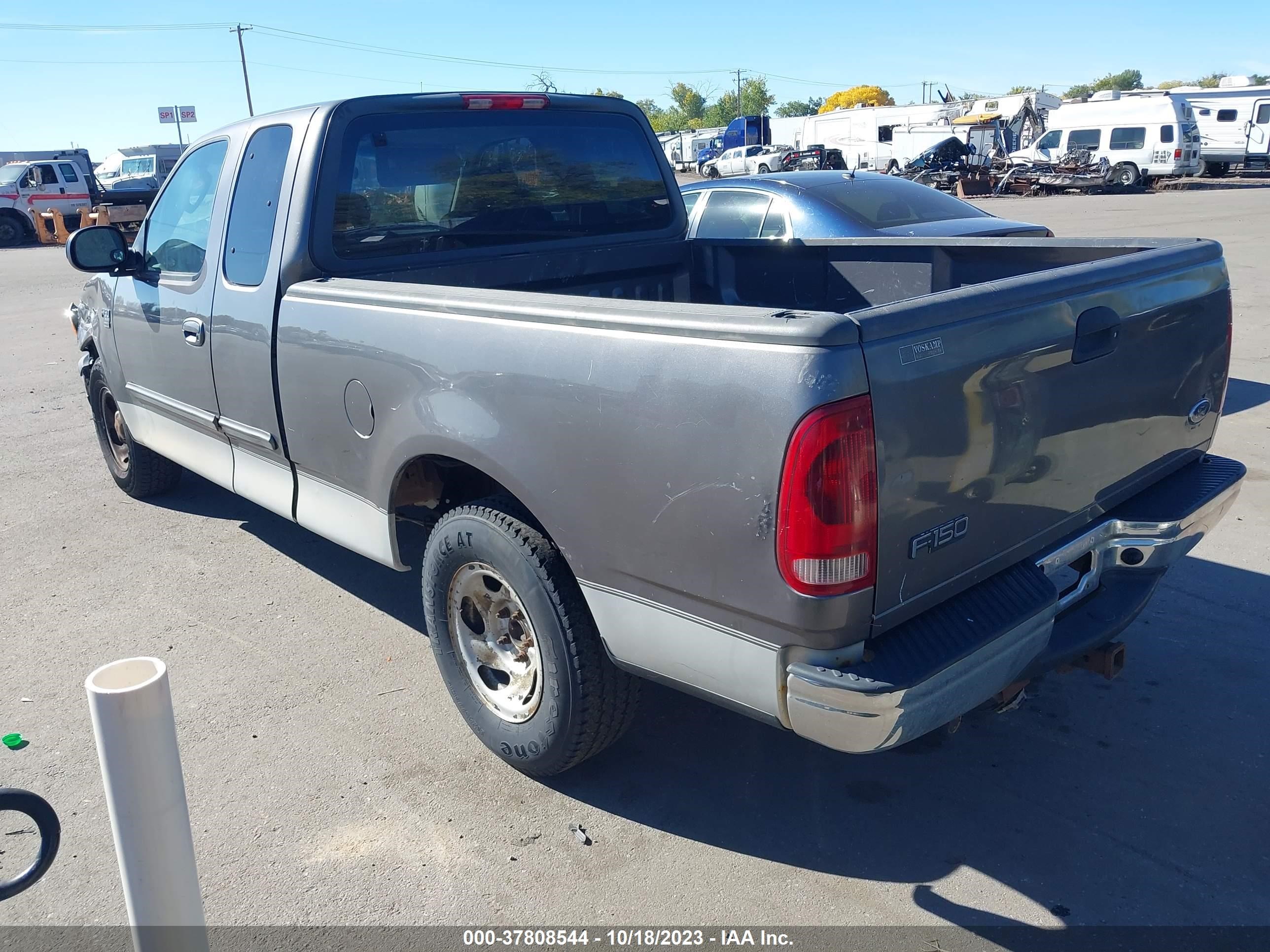 Photo 2 VIN: 2FTRX17W83CA04071 - FORD F-150 