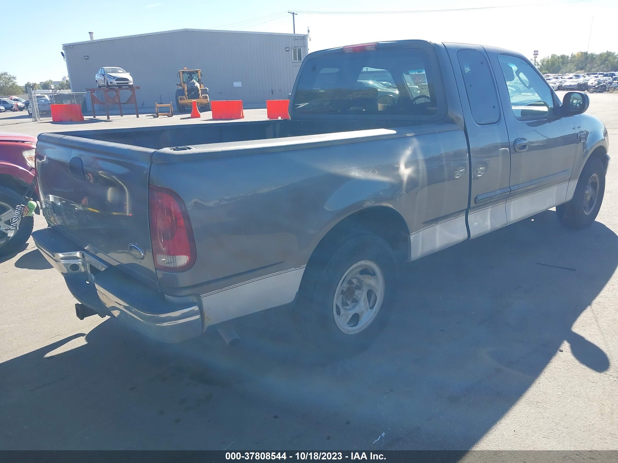 Photo 3 VIN: 2FTRX17W83CA04071 - FORD F-150 