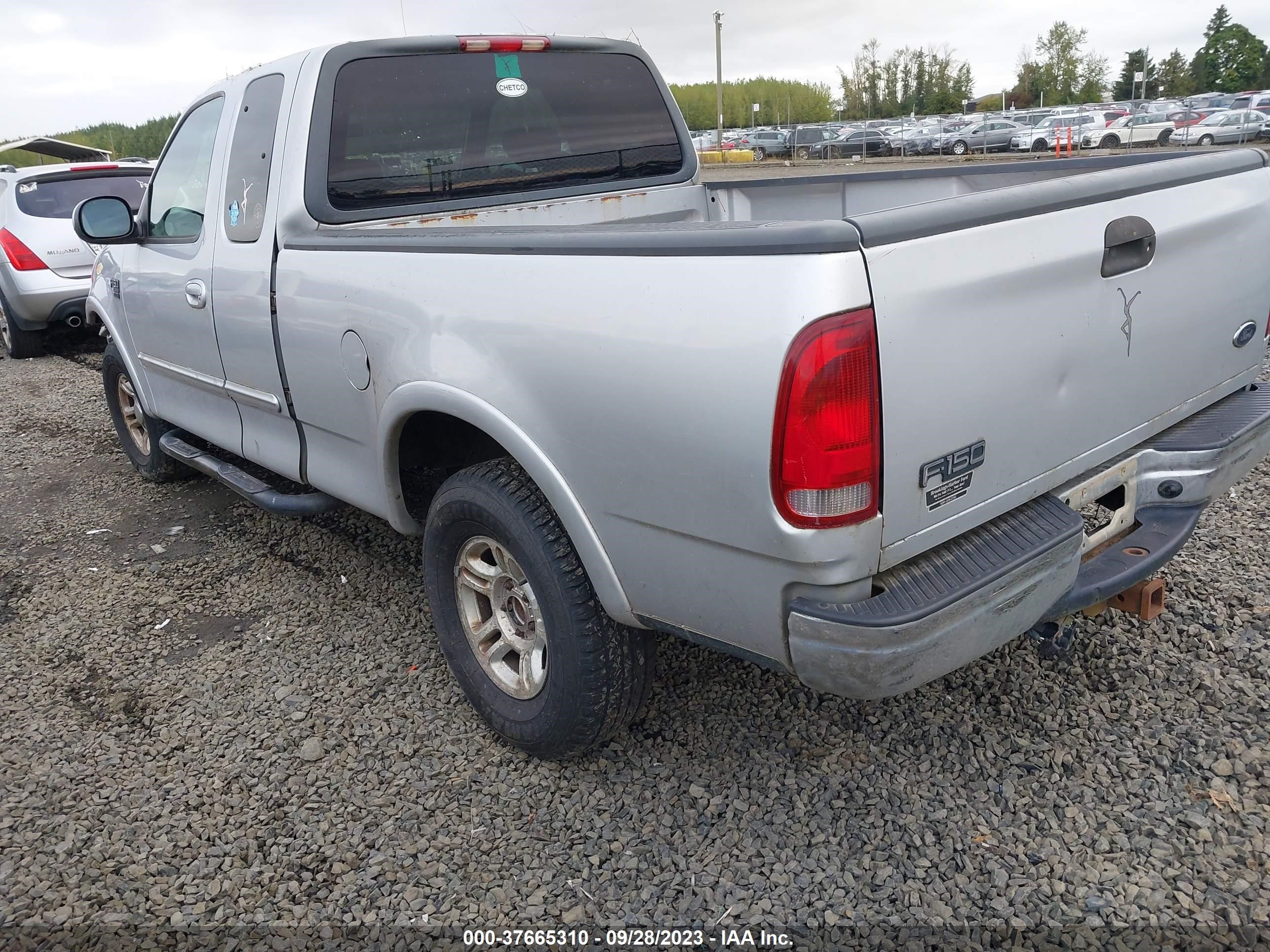 Photo 2 VIN: 2FTRX18L81CA45107 - FORD F-150 