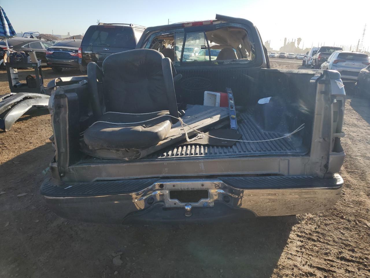 Photo 5 VIN: 2FTRX18W24CA80286 - FORD F-150 