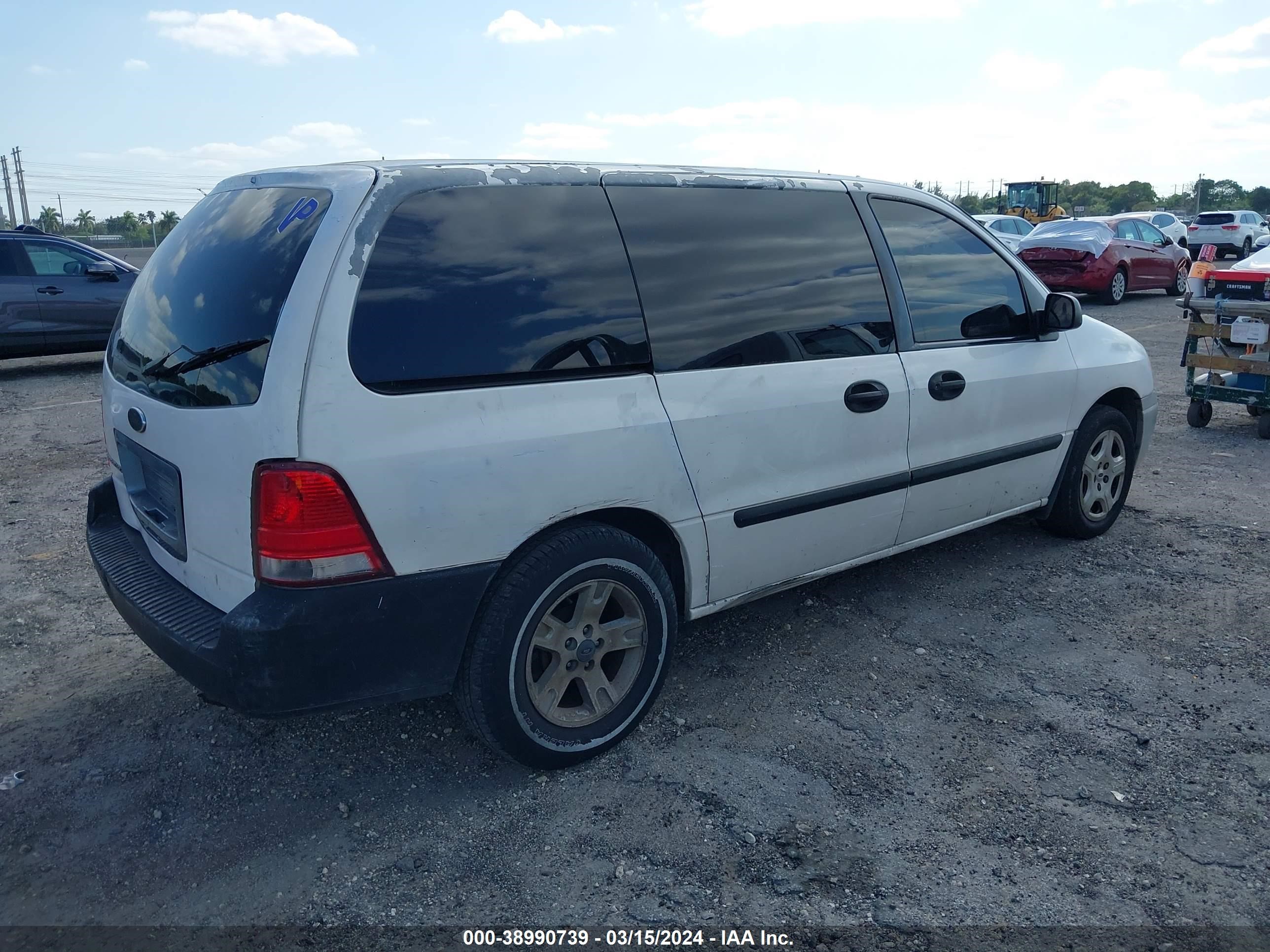 Photo 3 VIN: 2FTZA54684BA87389 - FORD FREESTAR 