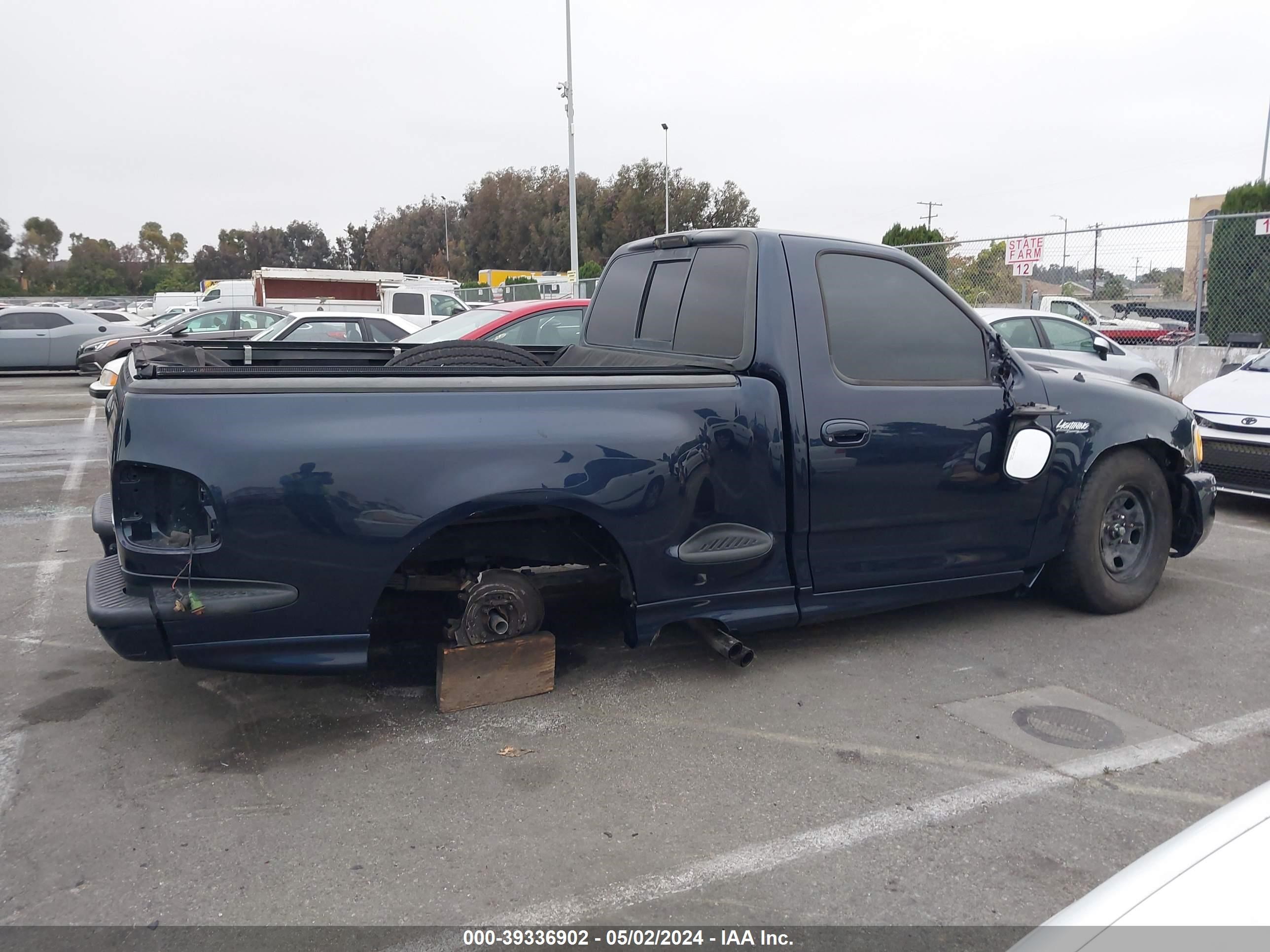 Photo 12 VIN: 2FTZF07352CA52712 - FORD F-150 